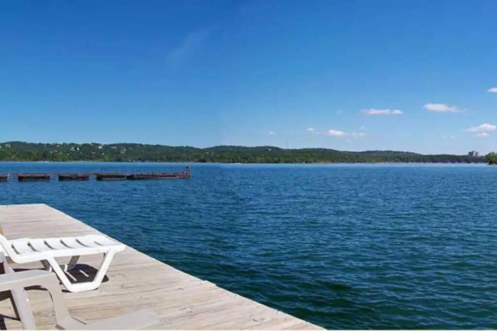 Chalet Tribesman #3 On Table Rock By Silver Dollar *