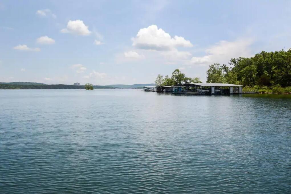 Tribesman #1 On Table Rock By Silver Dollar Chalet