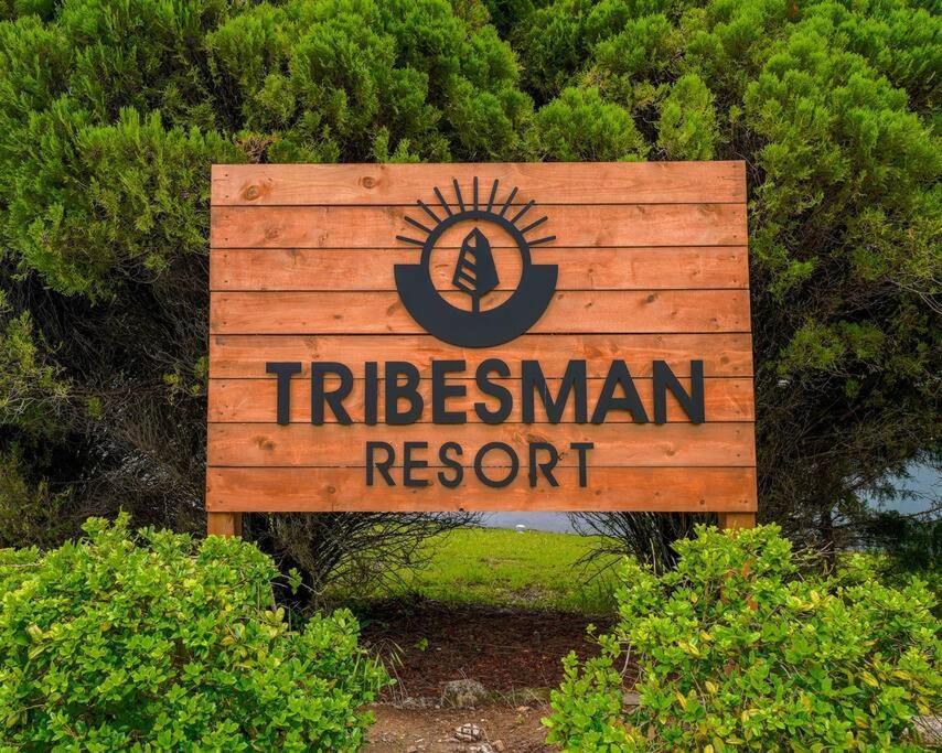 Chalet Tribesman #1 On Table Rock By Silver Dollar