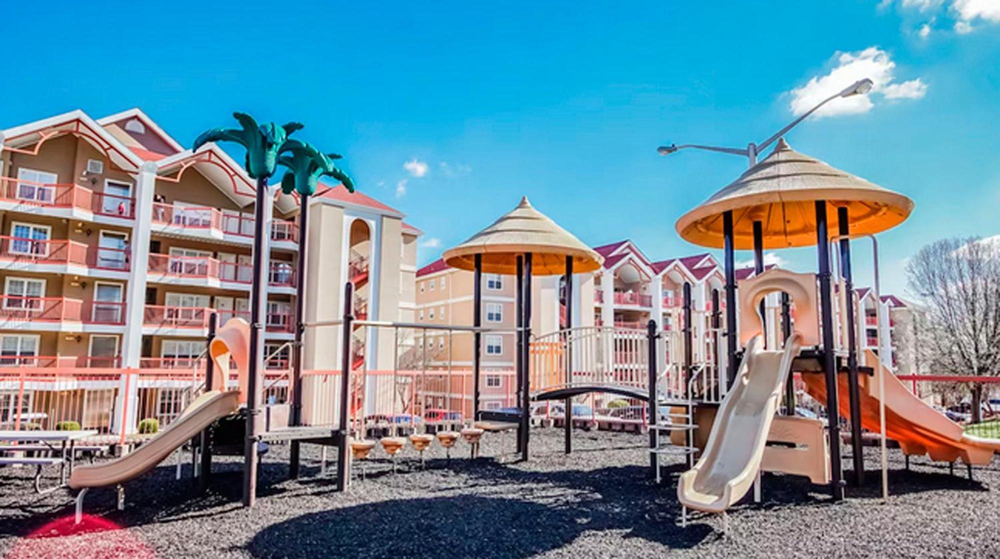 Grand Crowne Branson
