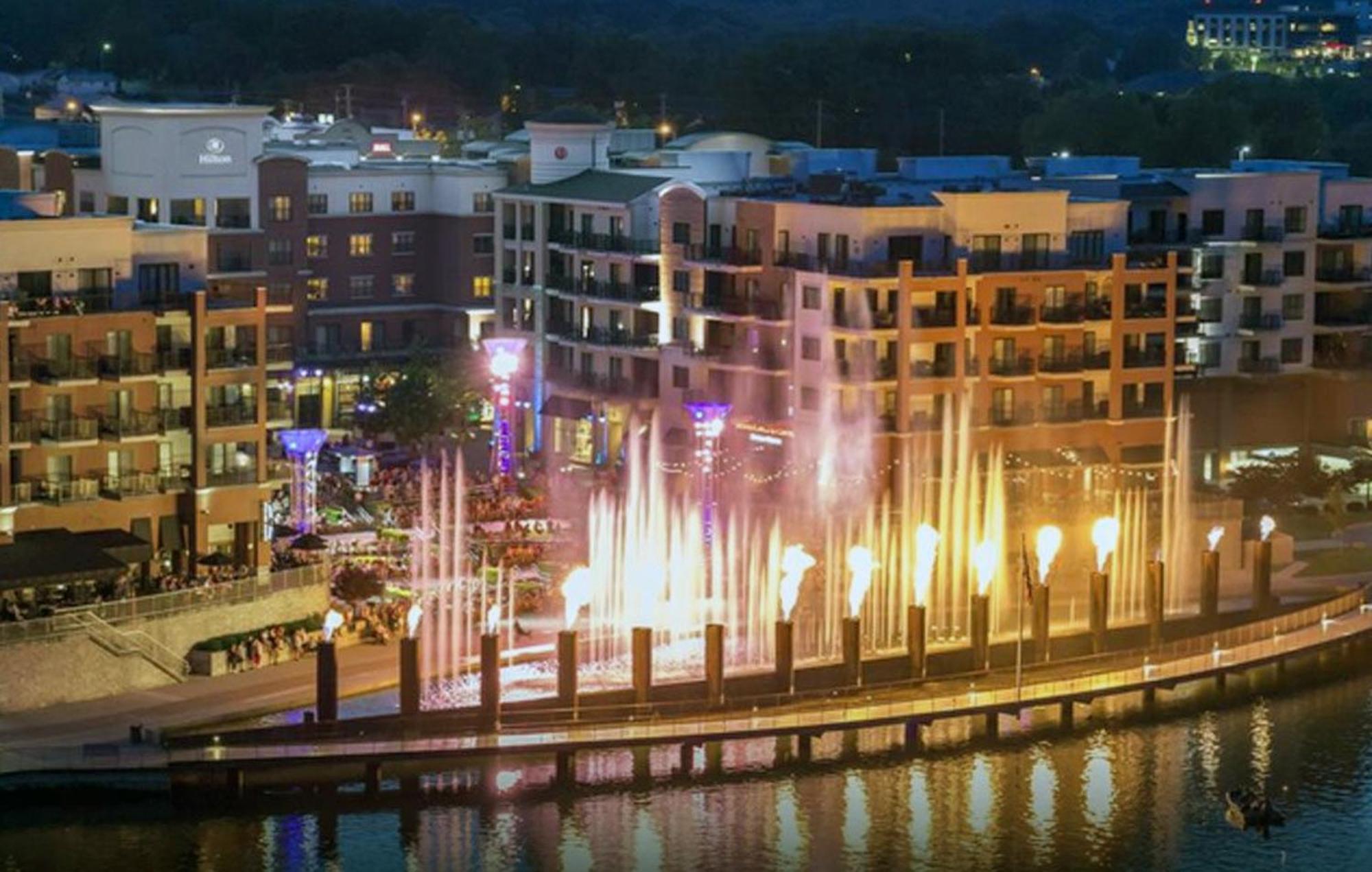 Grand Crowne Branson
