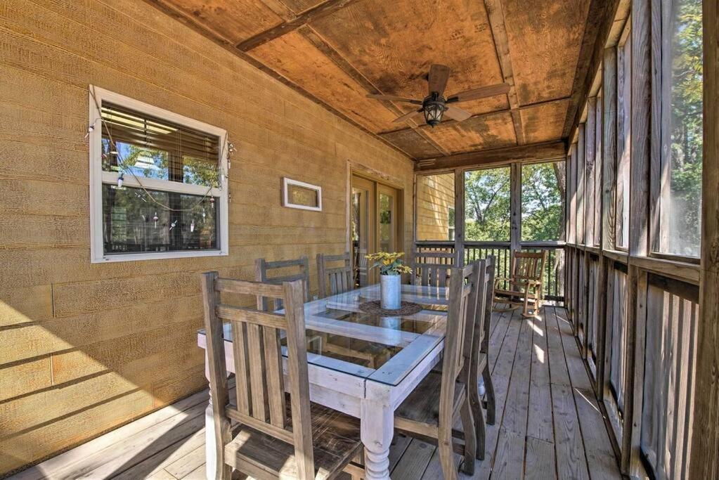 Holiday home Cozy 'rustic River Lodge' Near Sdc With Pools!