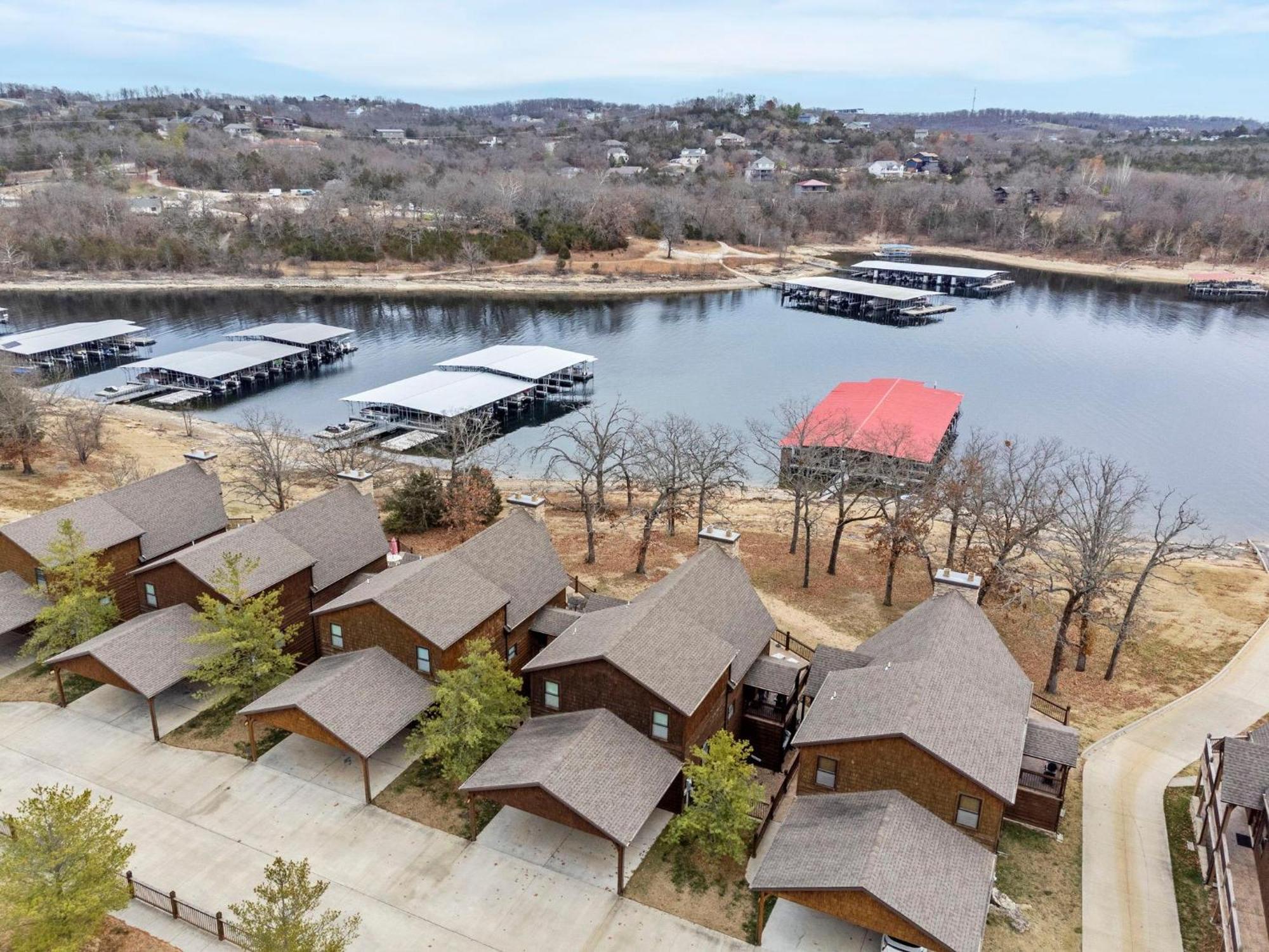 Holiday home Fishinn Impossible - Lakefront Branson