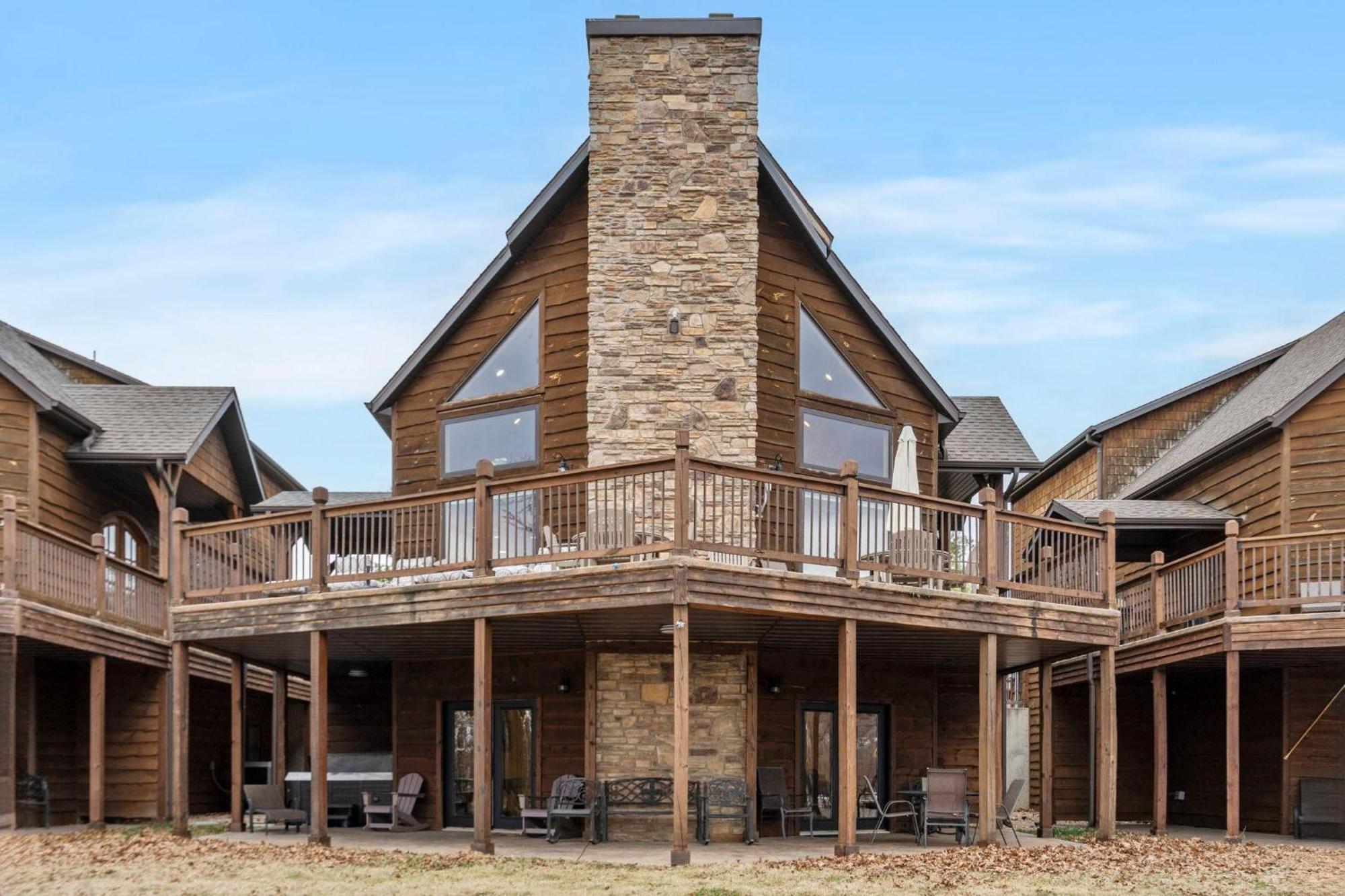 Fishinn Impossible - Lakefront Holiday home