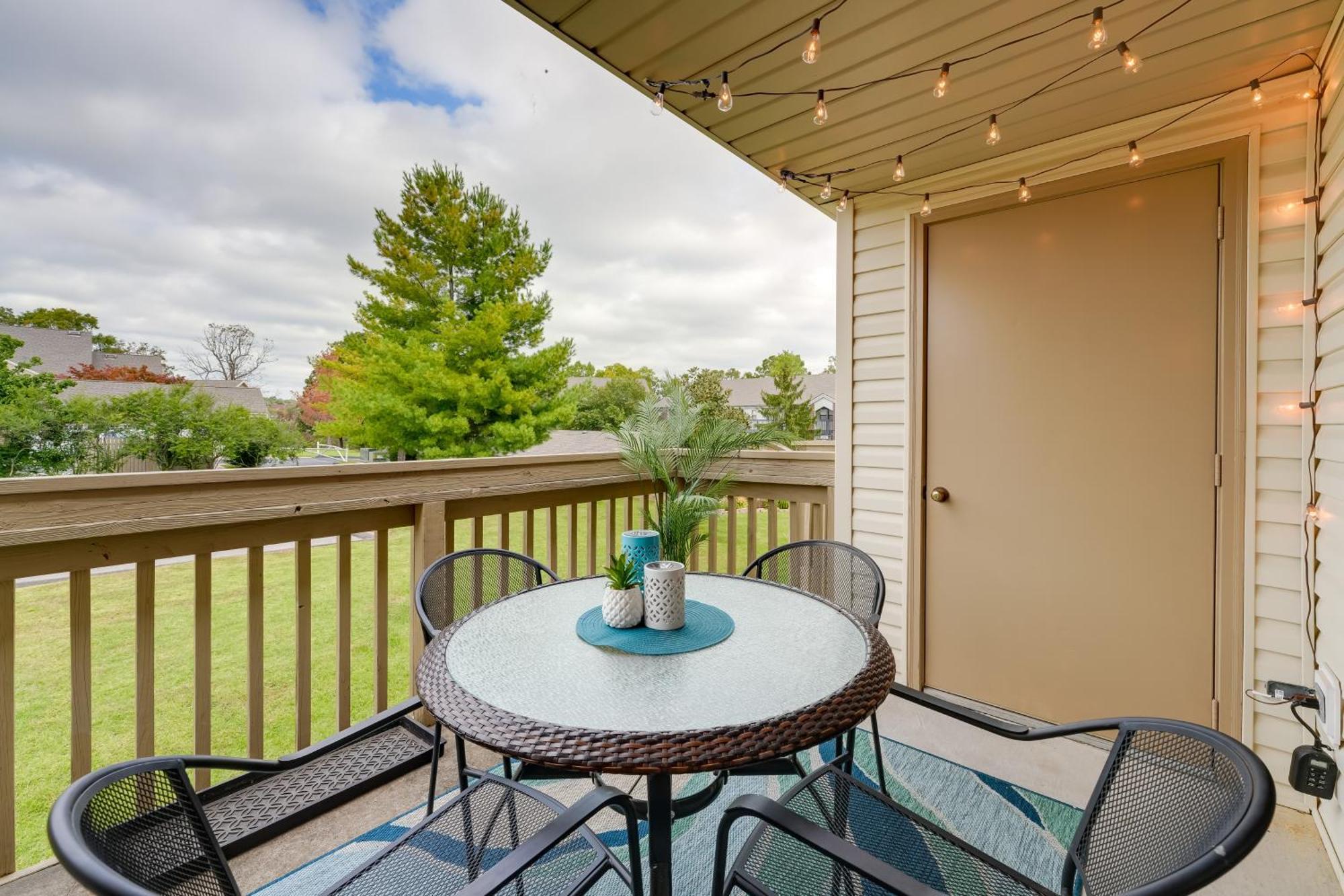 Apartment Family-friendly With Community Pools!