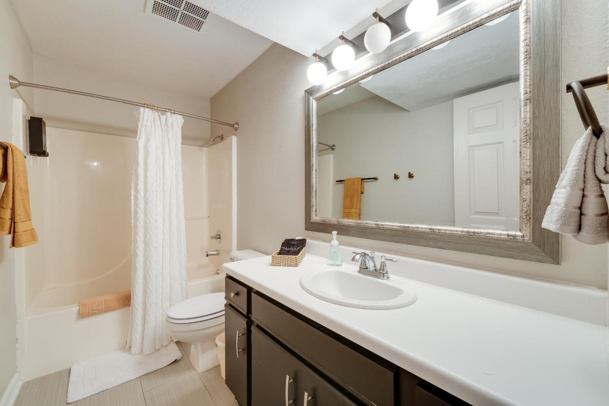 Family-friendly With Community Pools! Branson