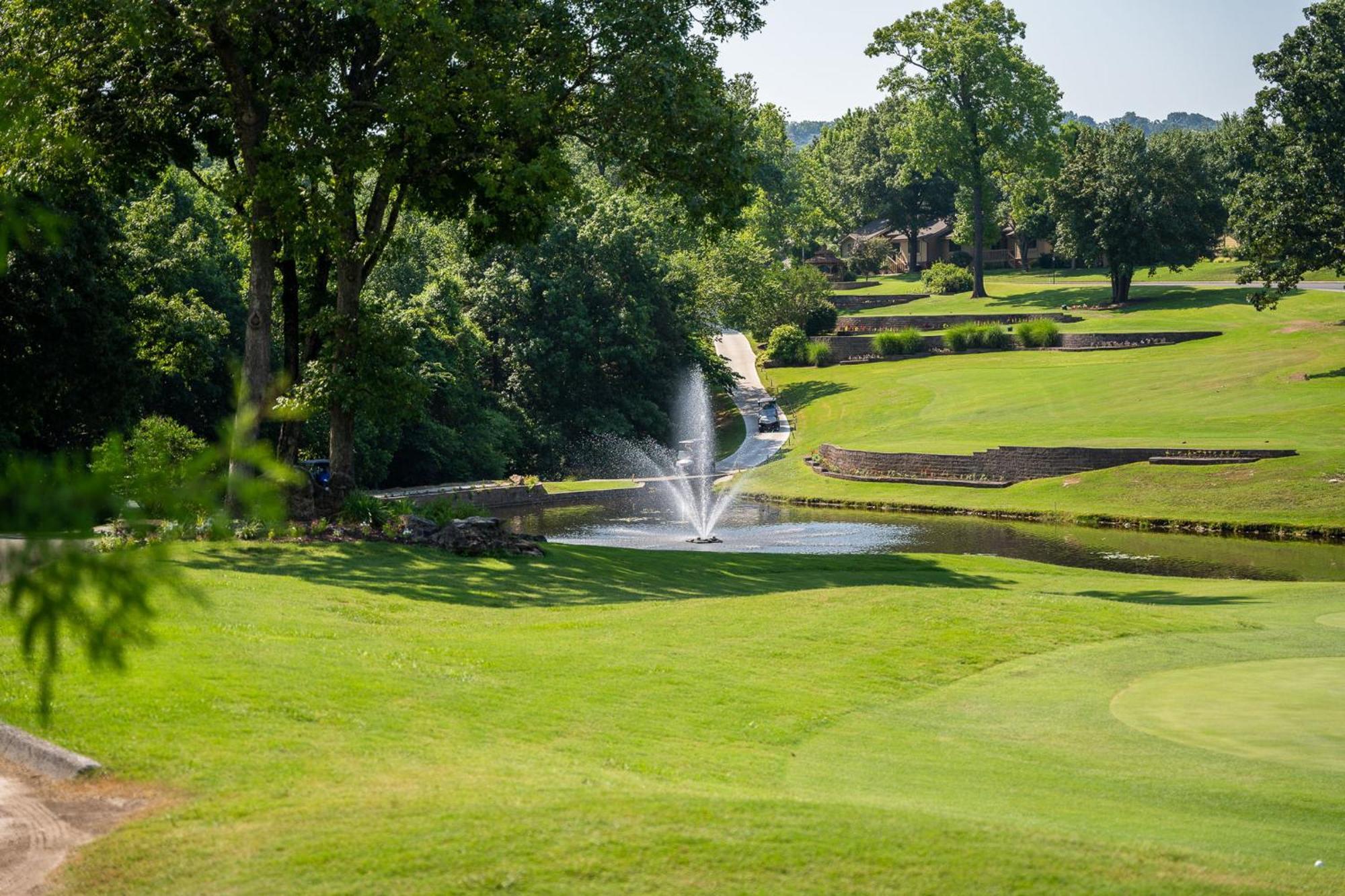 Elegant Retreat At Pointe Royale In Branson