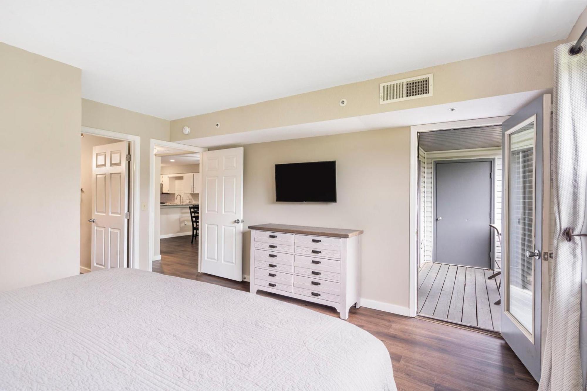 Elegant Retreat At Pointe Royale In Aparthotel Branson