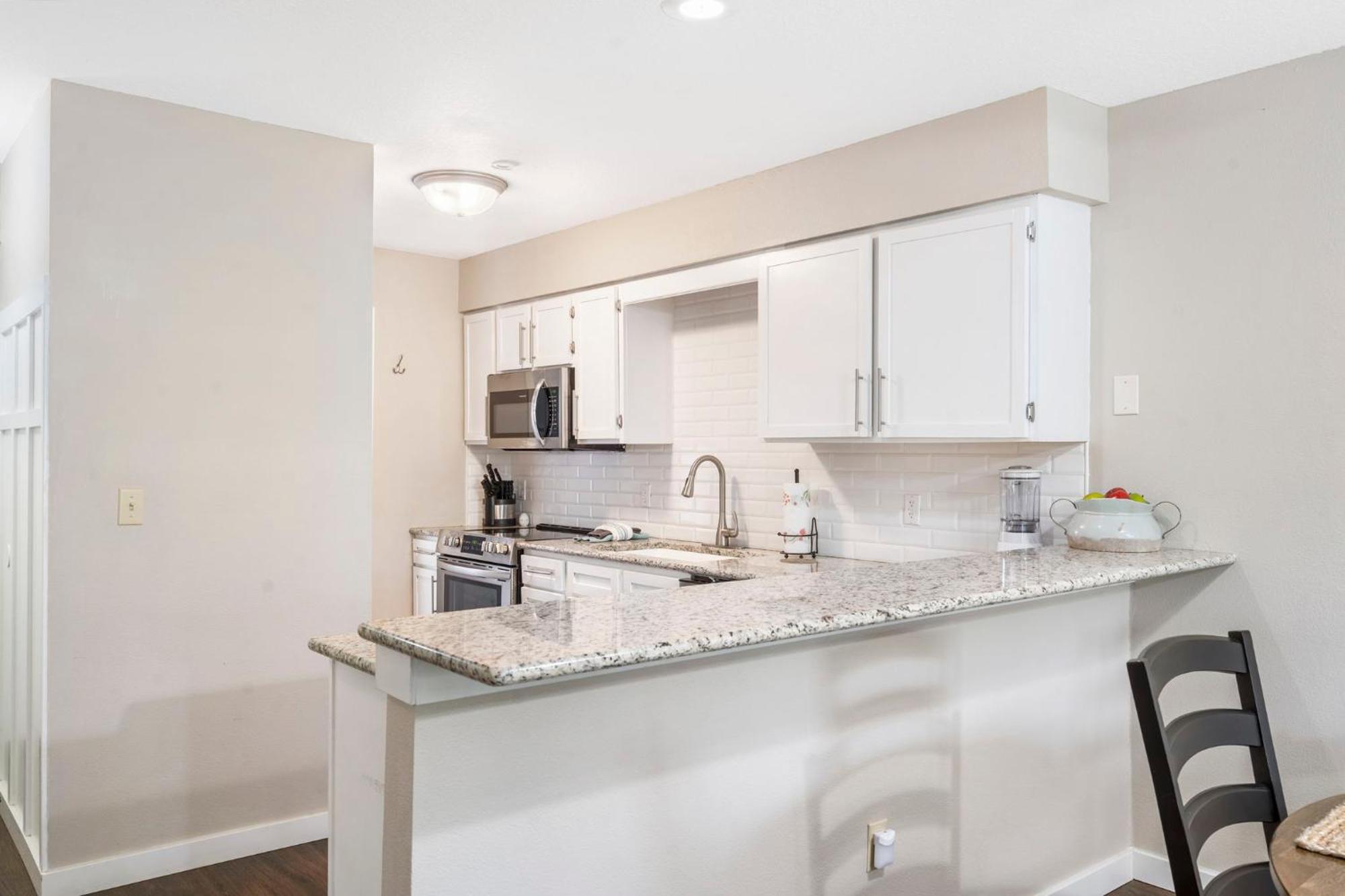 Elegant Retreat At Pointe Royale In