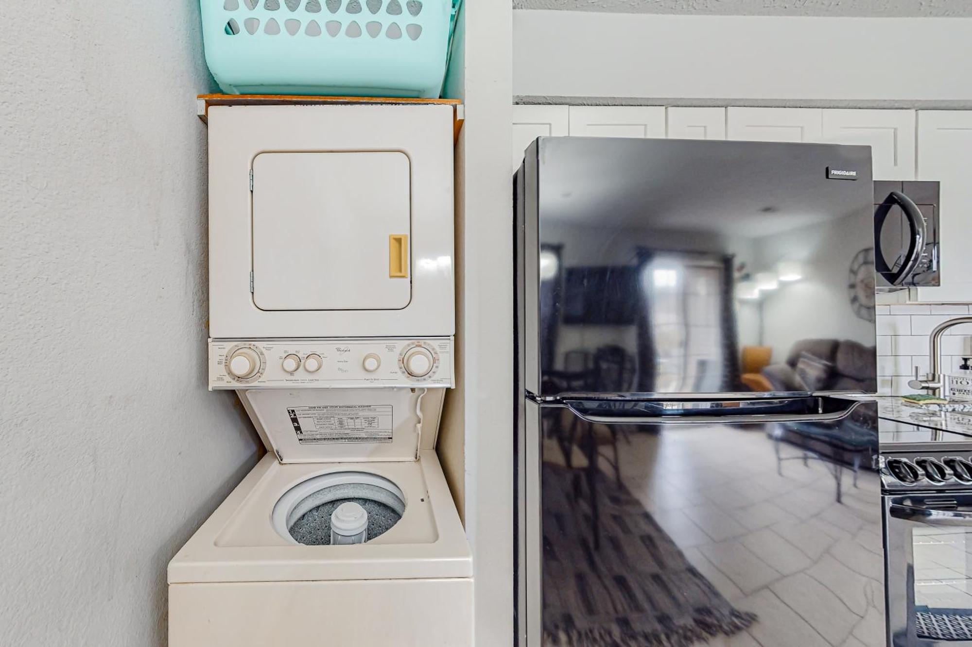 Entertainer's Landing, Unit 3 * Branson