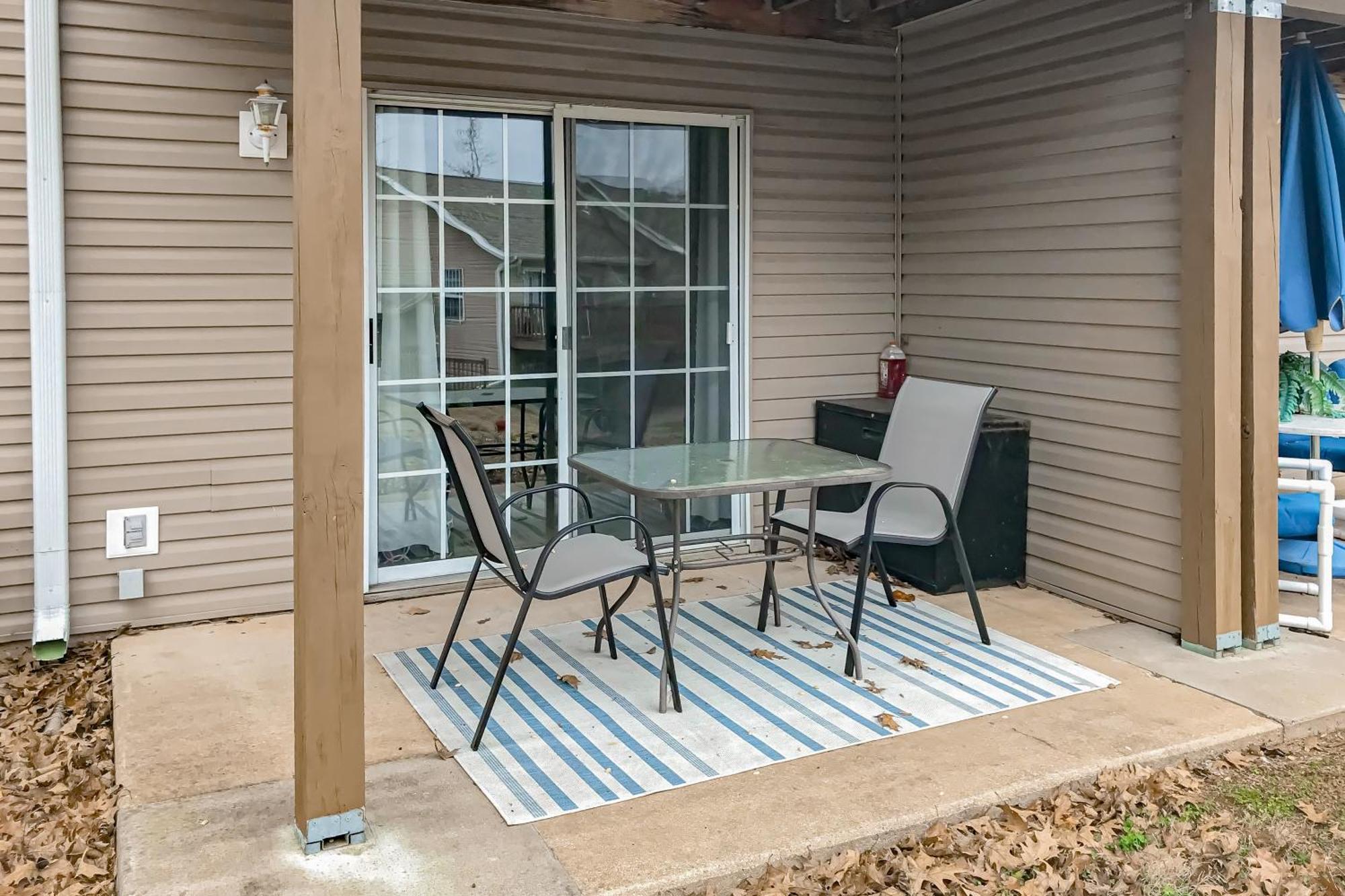 Entertainer's Landing, Unit 3 * Branson