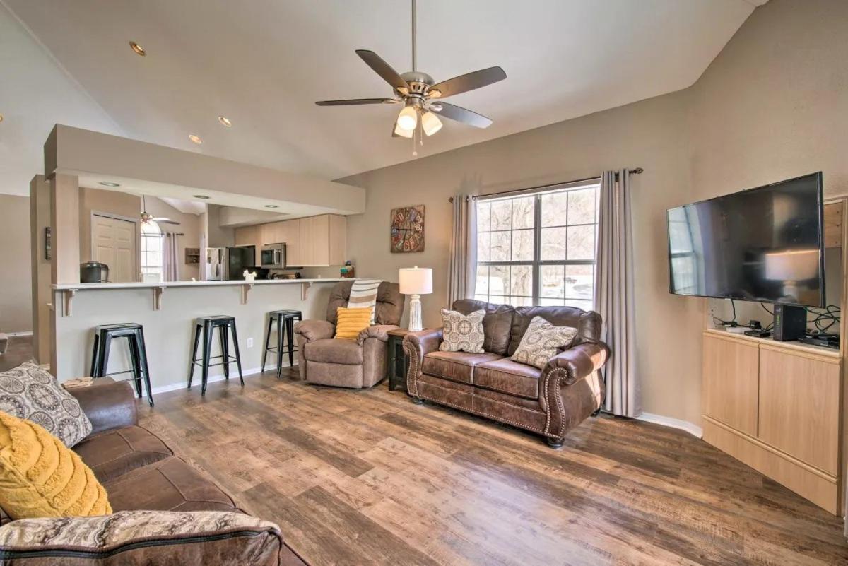 Anglers Pointe Apartment