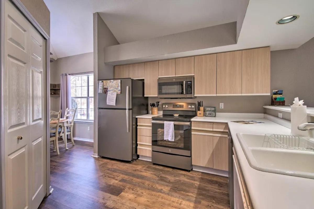 Anglers Pointe Apartment