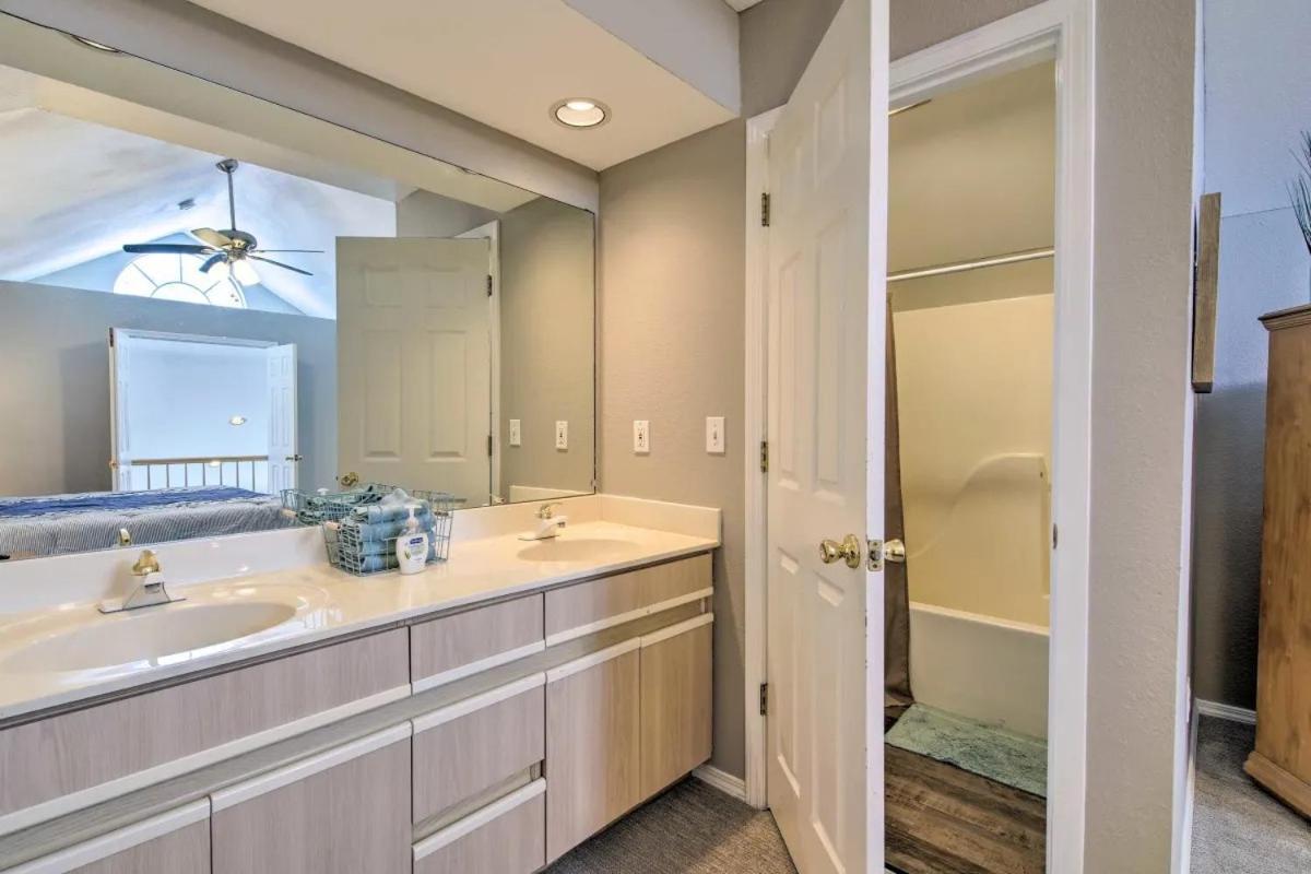 Anglers Pointe Apartment