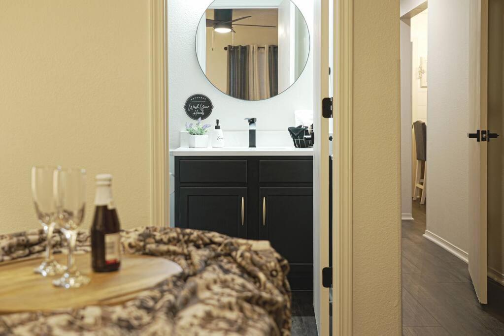 Ashley's Luxurious Snuggery! Apartment Branson