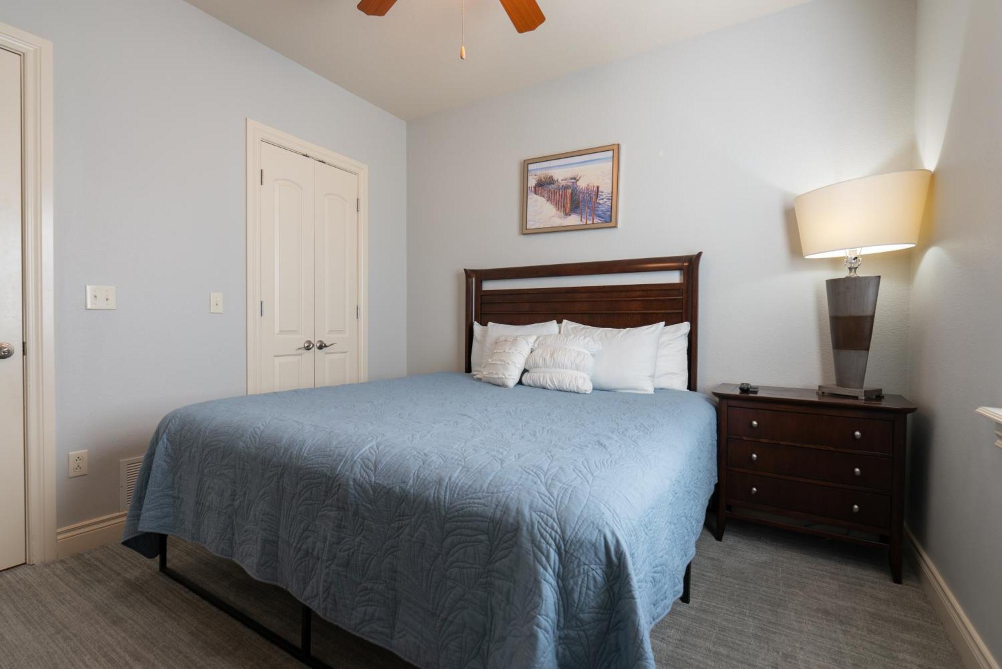 Holiday home 4bd Walk-in - Large Deck - Golf Course - Pool - Free Attraction Tickets Included - V120