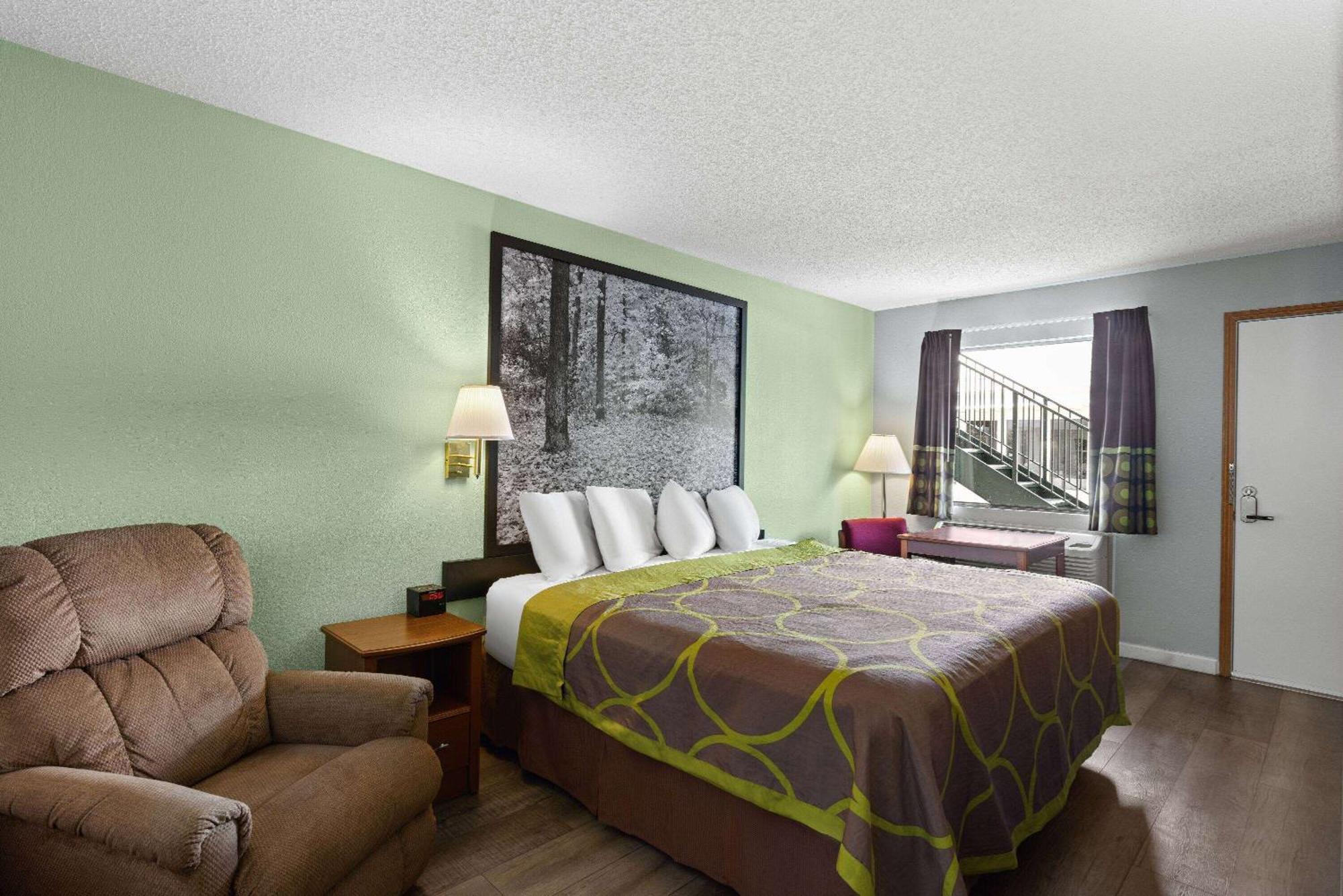 Super 8 By Wyndham - Shepherd Of The Hills Exwy Motel Branson