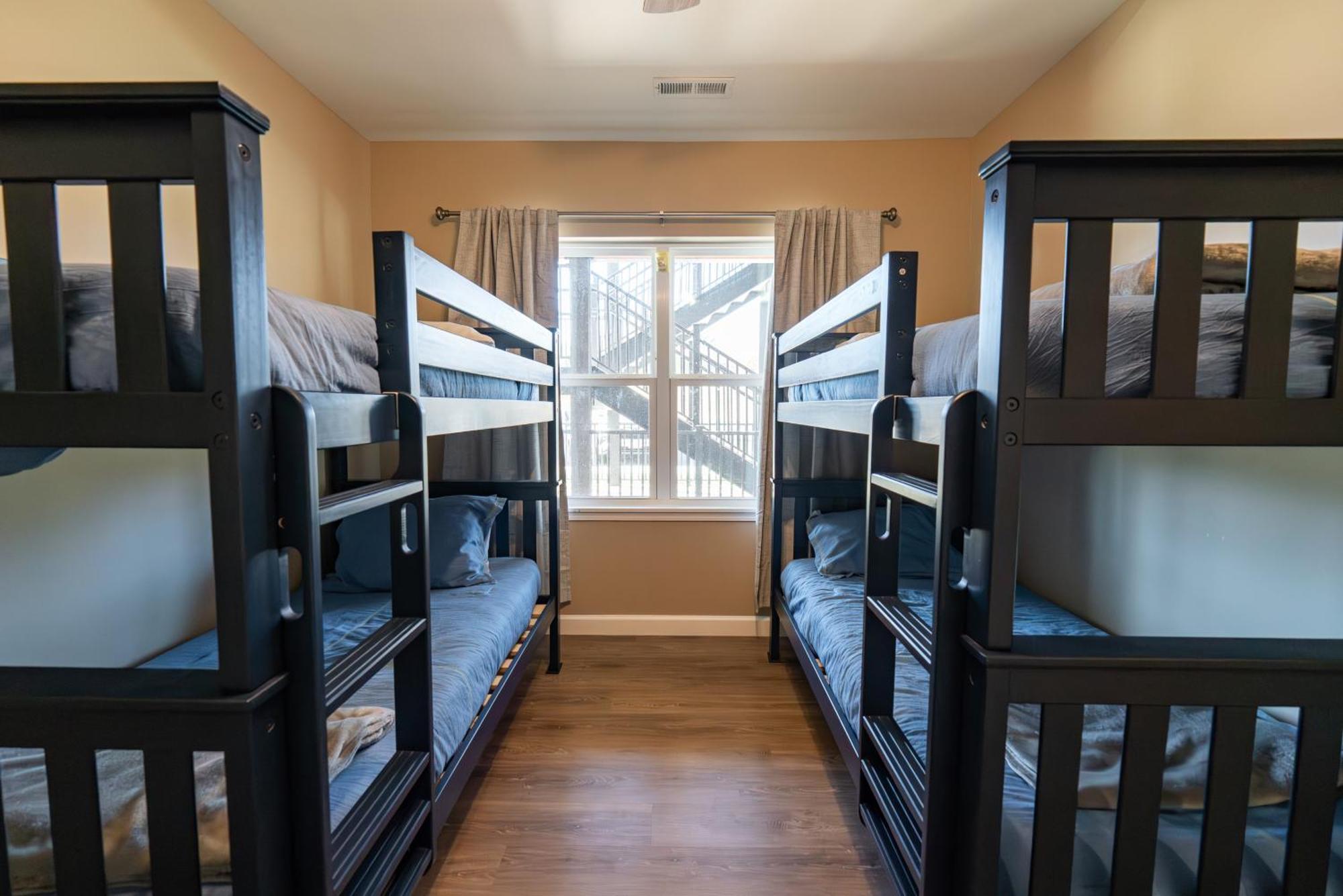 New Build - Walk-in 3br With Arcade Game - Free Attraction Tickets Included -- Fhg-207 Branson