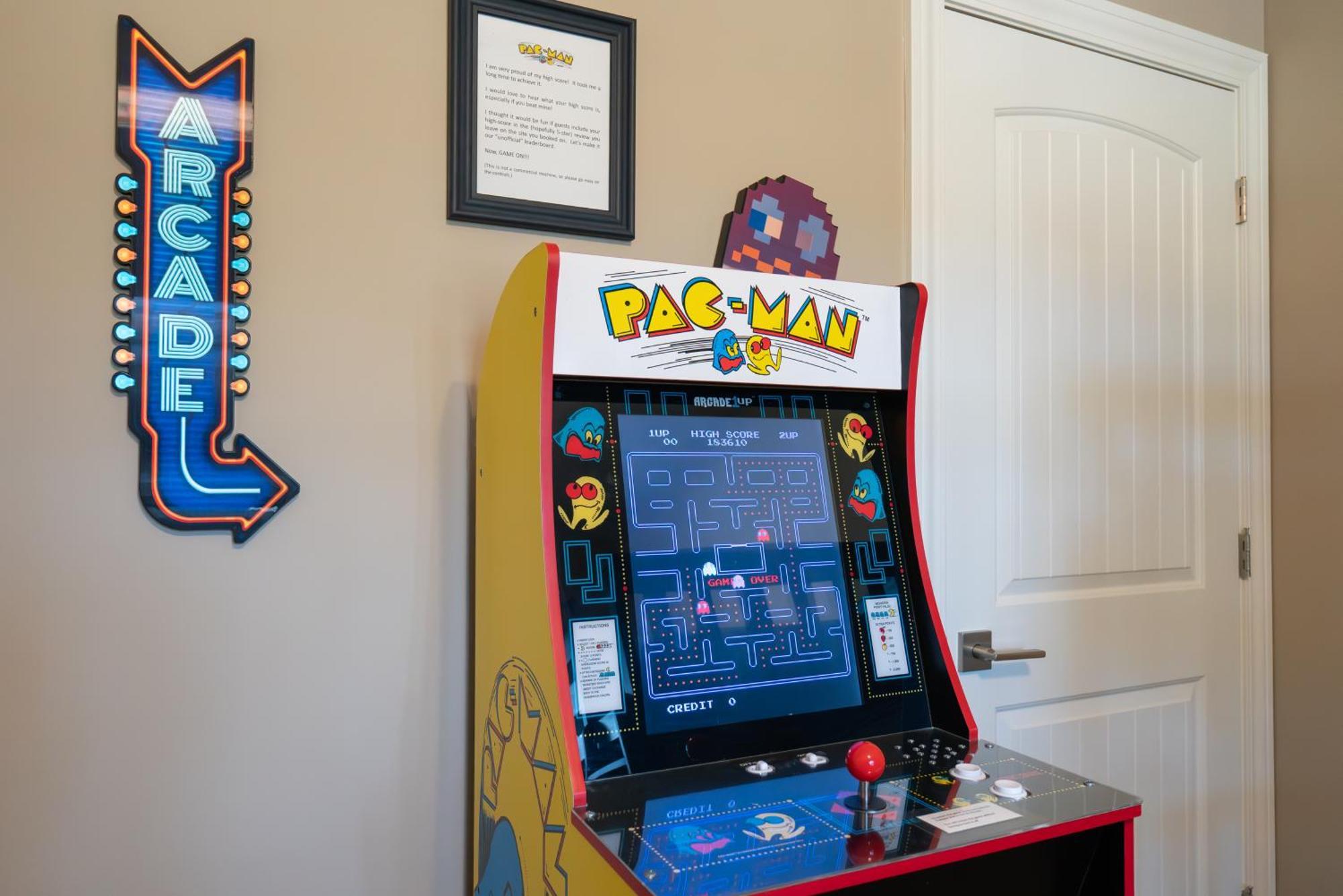 New Build - Walk-in 3br With Arcade Game - Free Attraction Tickets Included -- Fhg-207