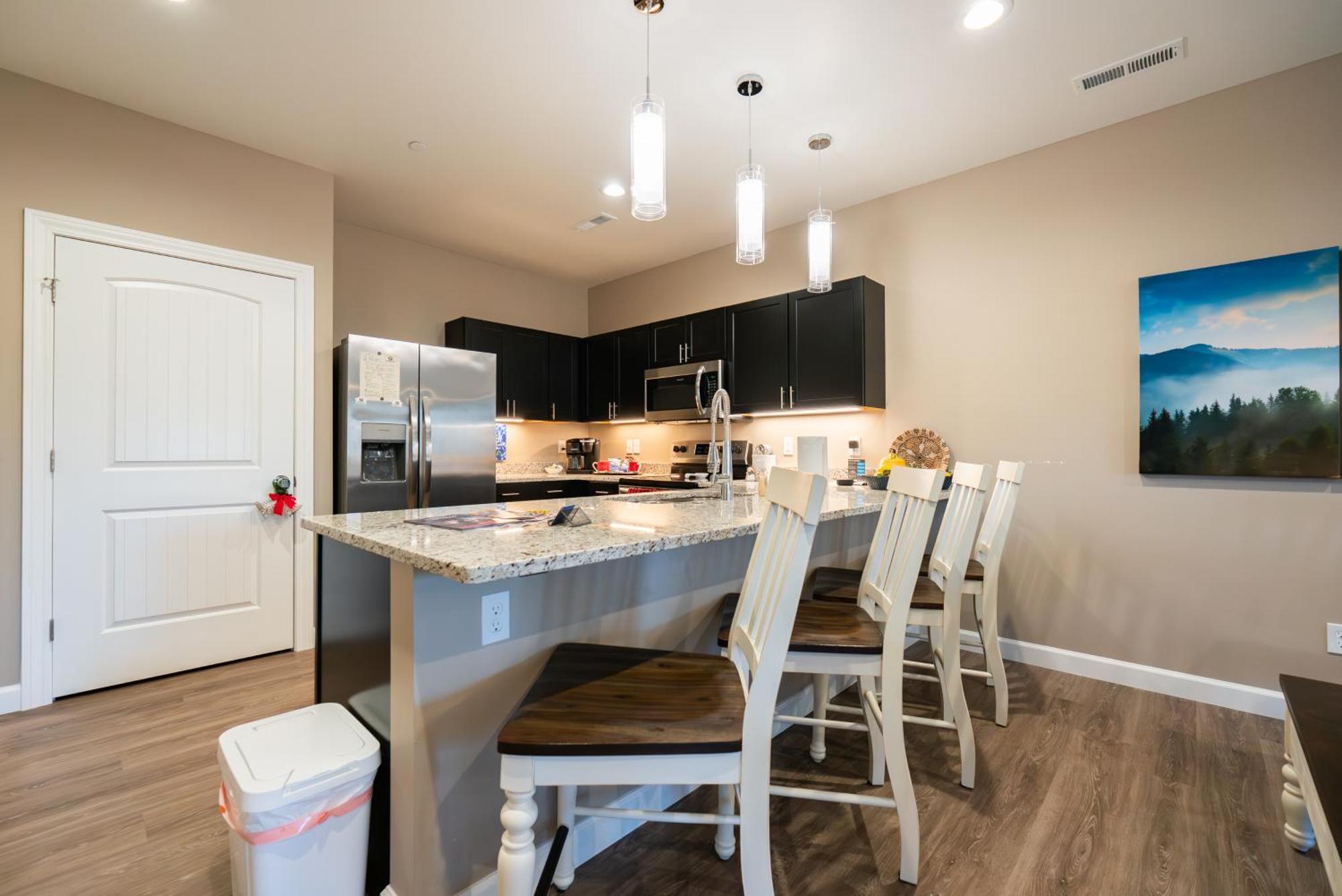 Apartment New Build - Walk-in 3br With Arcade Game - Free Attraction Tickets Included -- Fhg-207 *