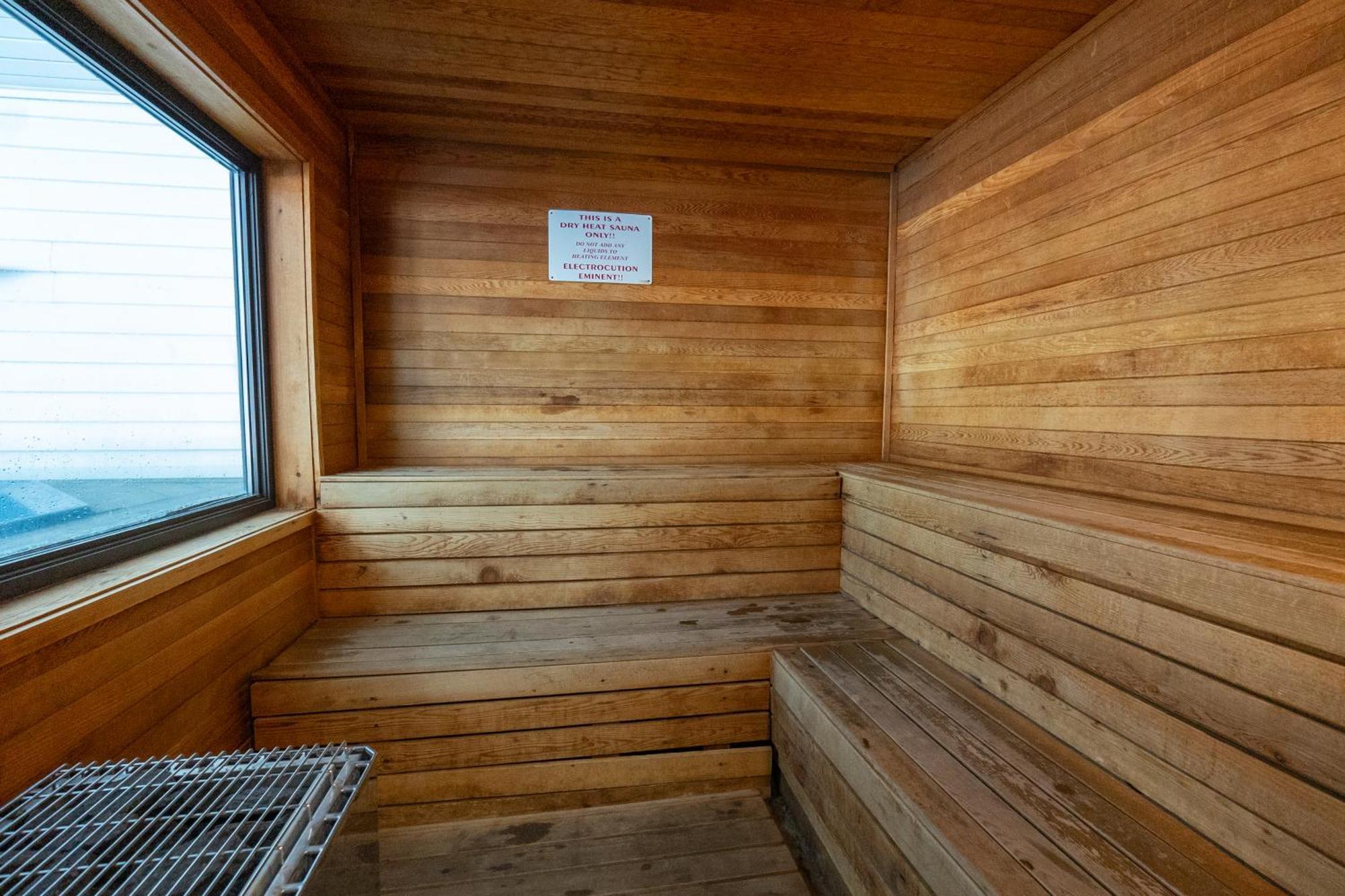 New Build - Walk-in 3br With Arcade Game - Free Attraction Tickets Included -- Fhg-207 * Branson