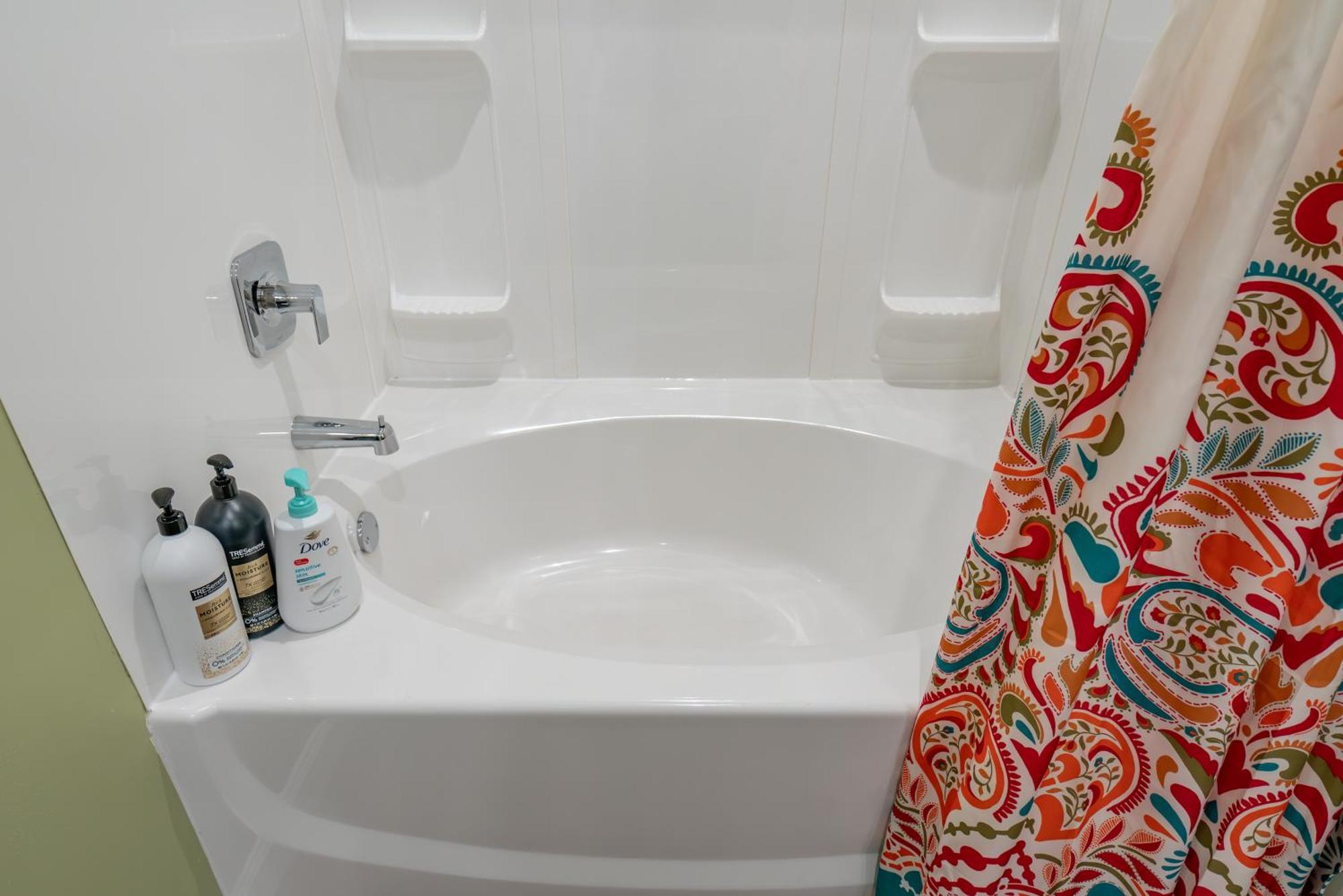 Holiday home New Build - Luxury 3br Walk-in With Amenities - Free Tickets Included - Fhg-107 *