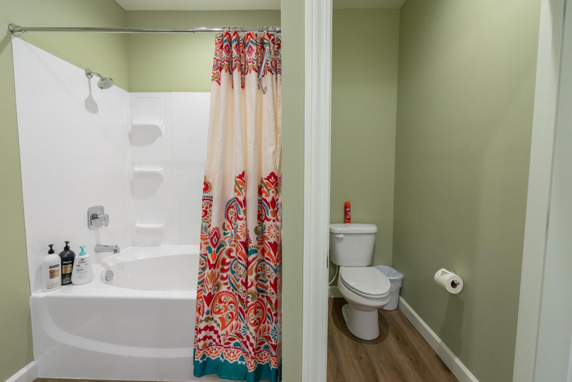 Holiday home New Build - Luxury 3br Walk-in With Amenities - Free Tickets Included - Fhg-107