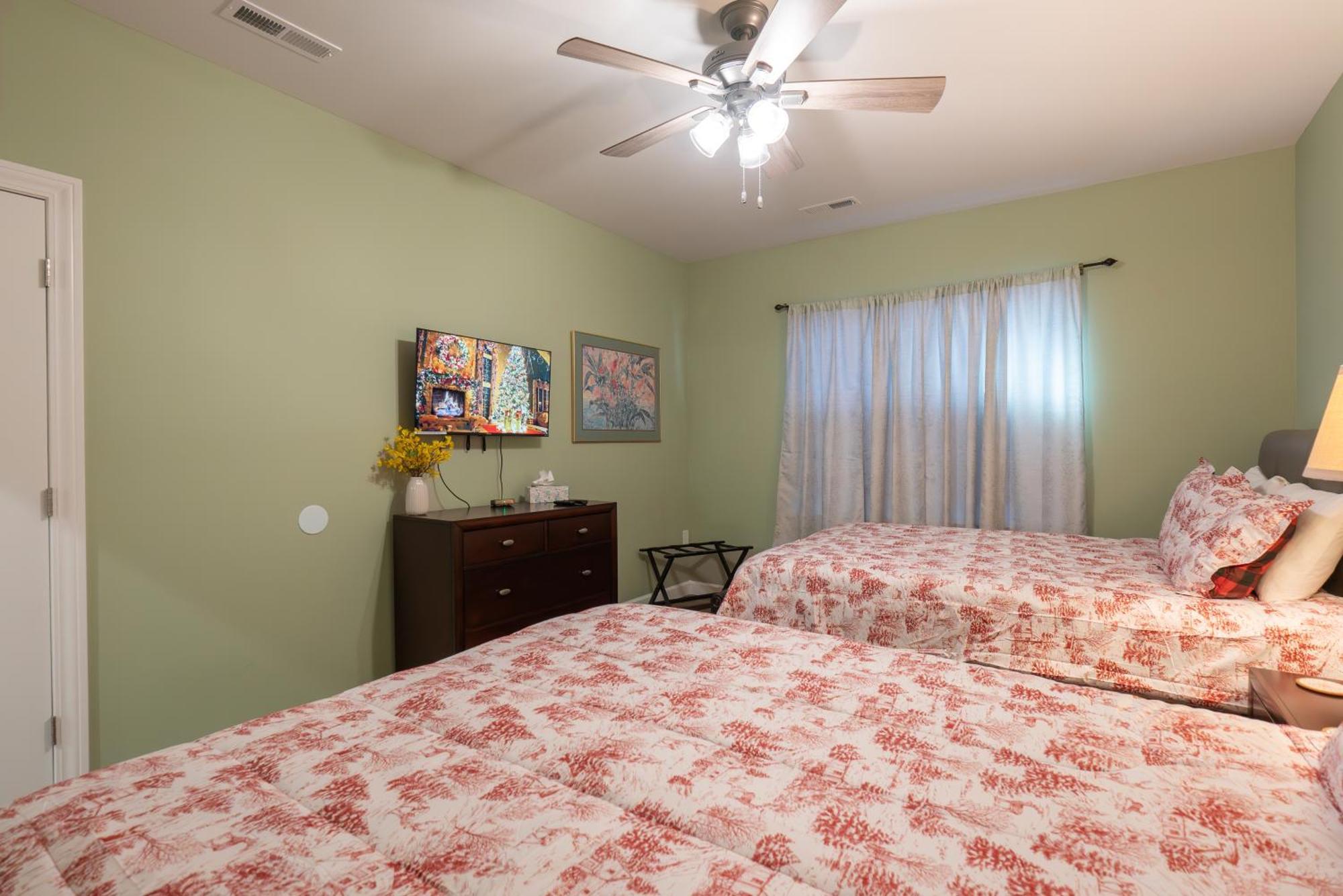 Holiday home New Build - Luxury 3br Walk-in With Amenities - Free Tickets Included - Fhg-107 Branson