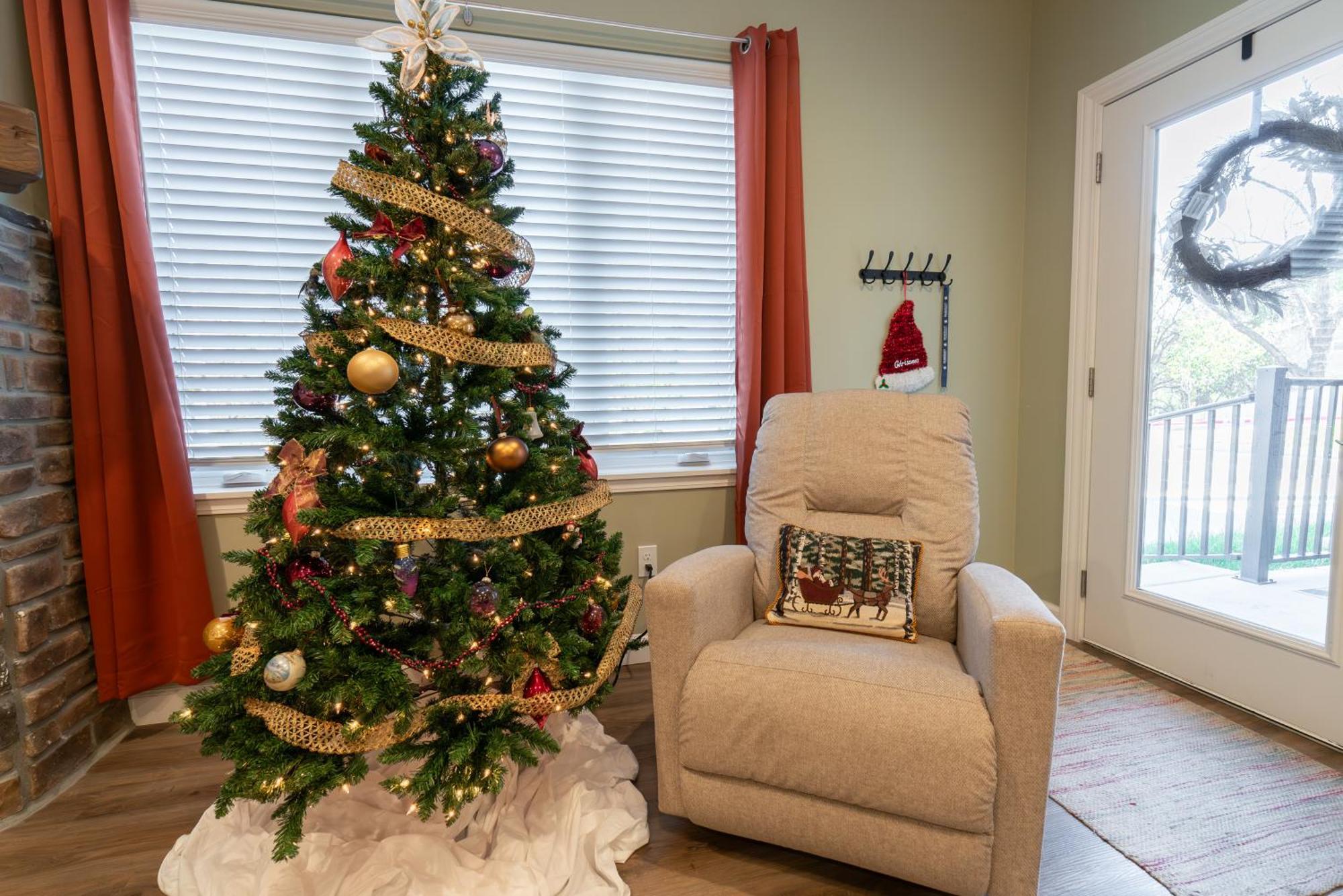 Holiday home New Build - Luxury 3br Walk-in With Amenities - Free Tickets Included - Fhg-107 *