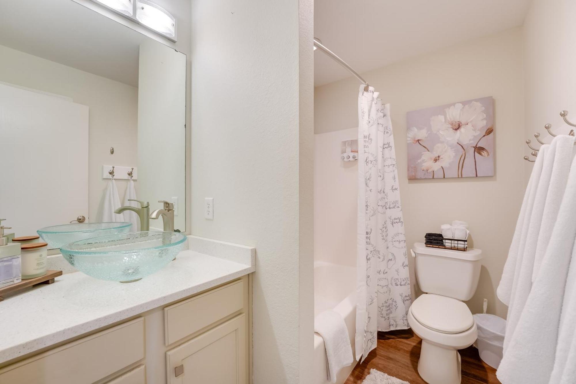 Brandon With Balcony, Strip And Mountain Views! Apartment Branson