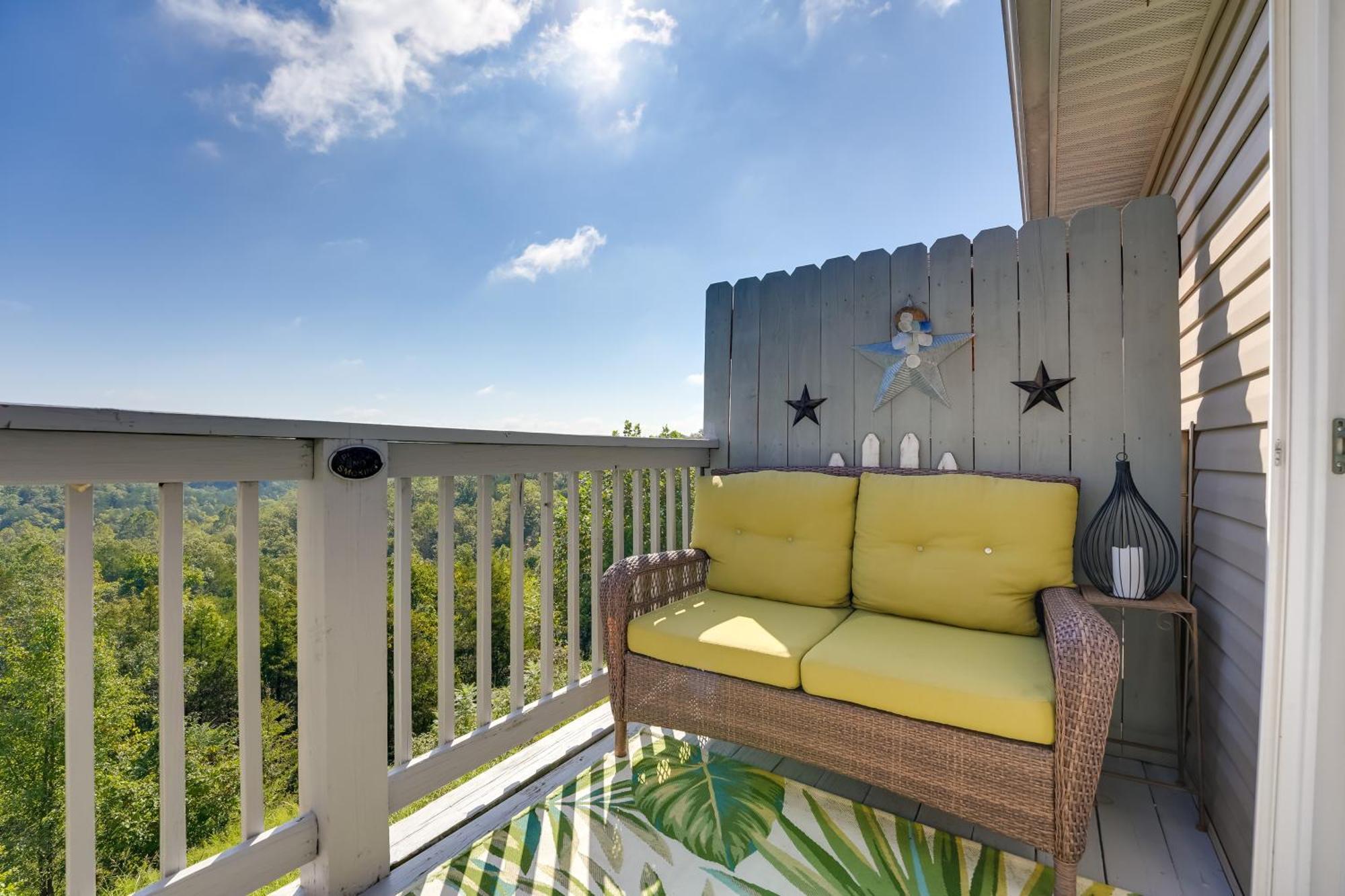 Apartment Brandon With Balcony, Strip And Mountain Views! Branson