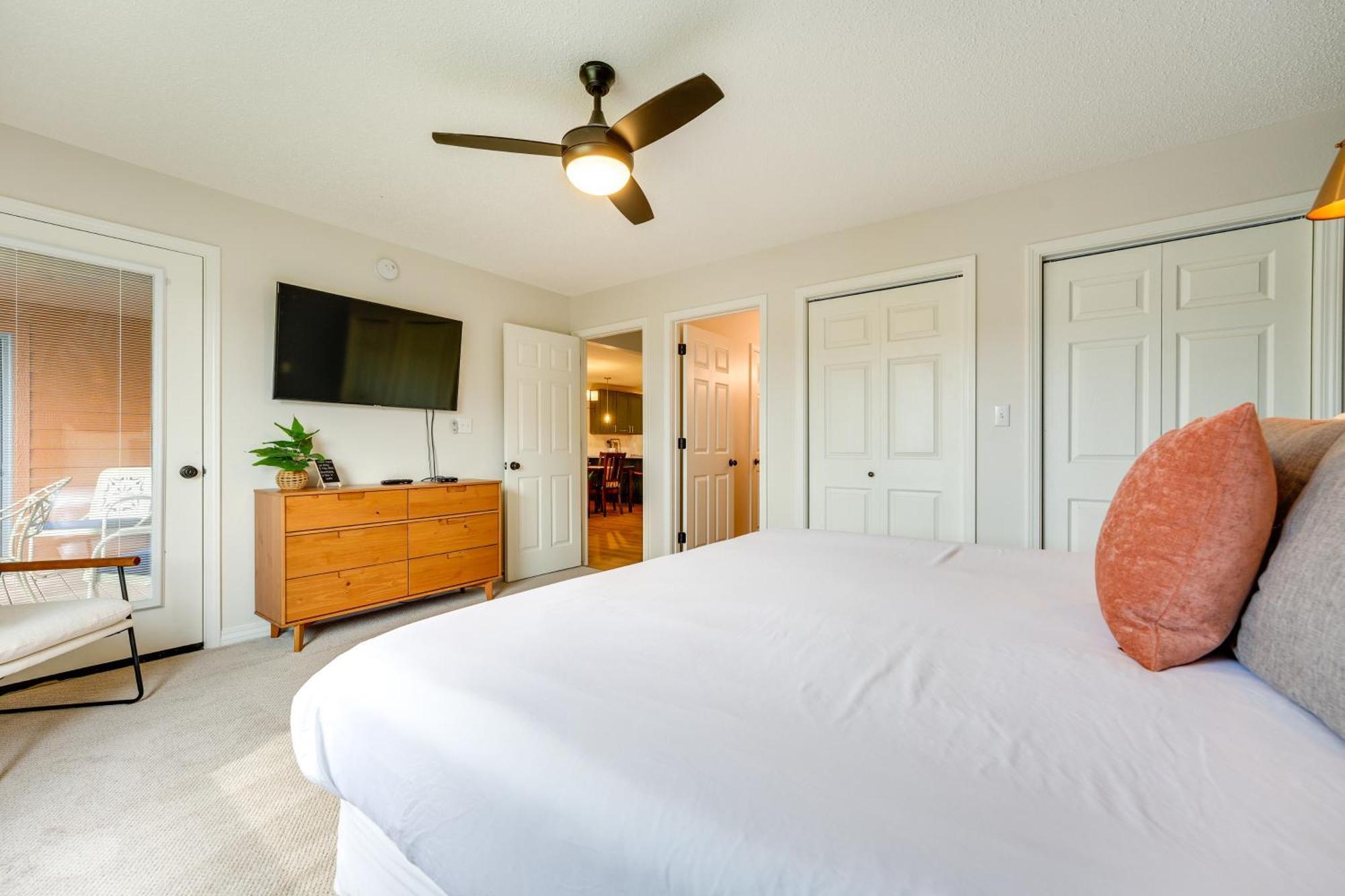 Getaway With Balcony And Amenities! *