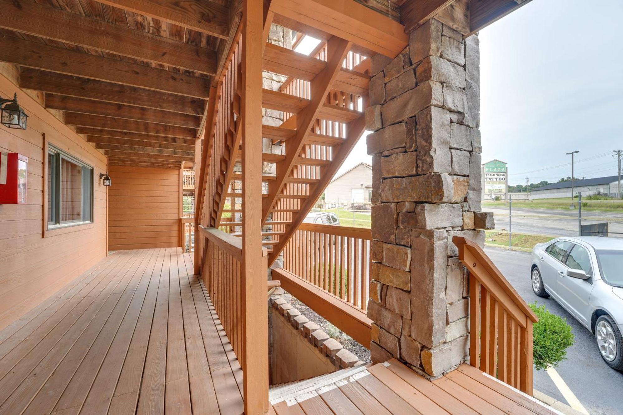 Getaway With Balcony And Amenities! Apartment