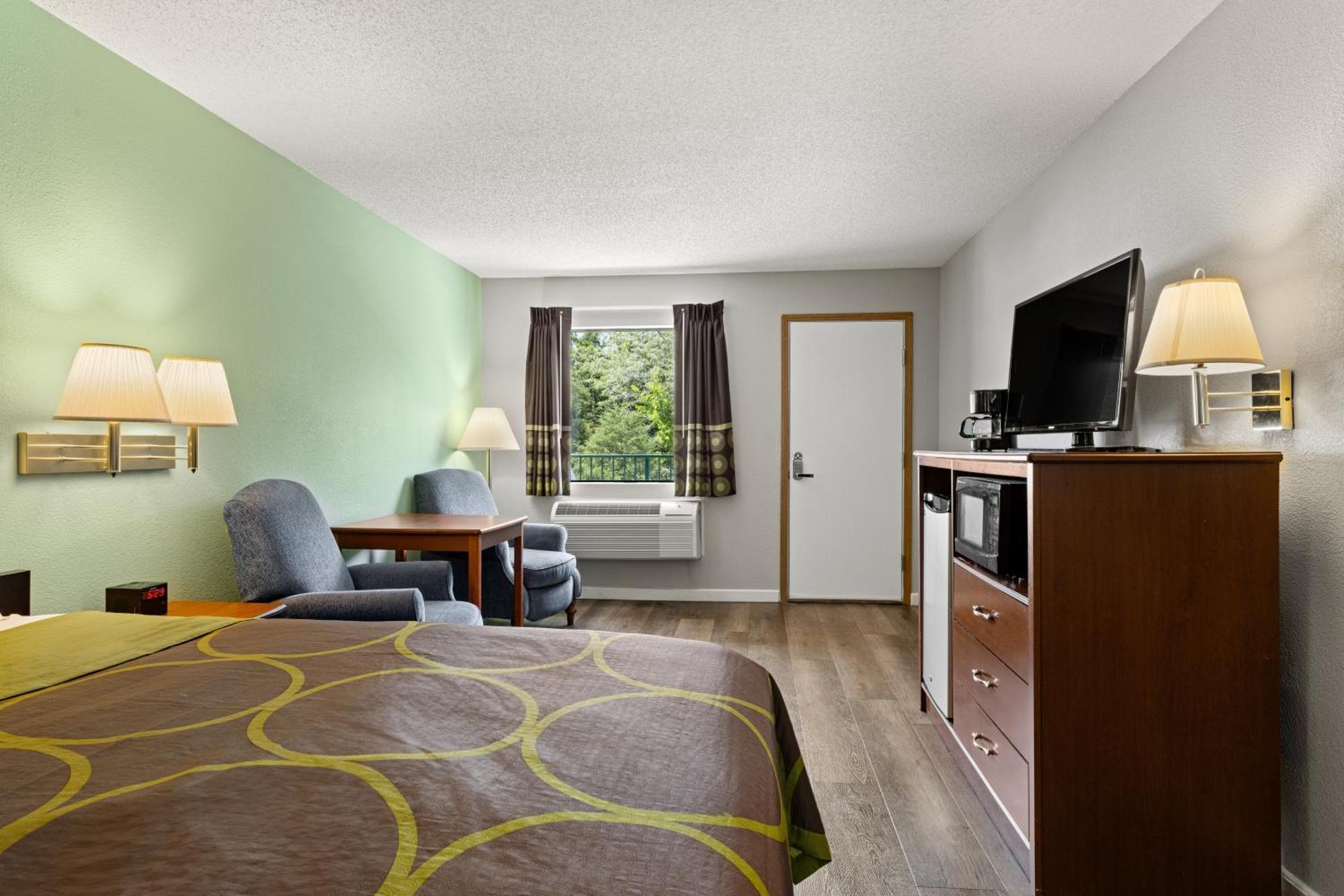 Super 8 By Wyndham - Shepherd Of The Hills Exwy 2* Branson