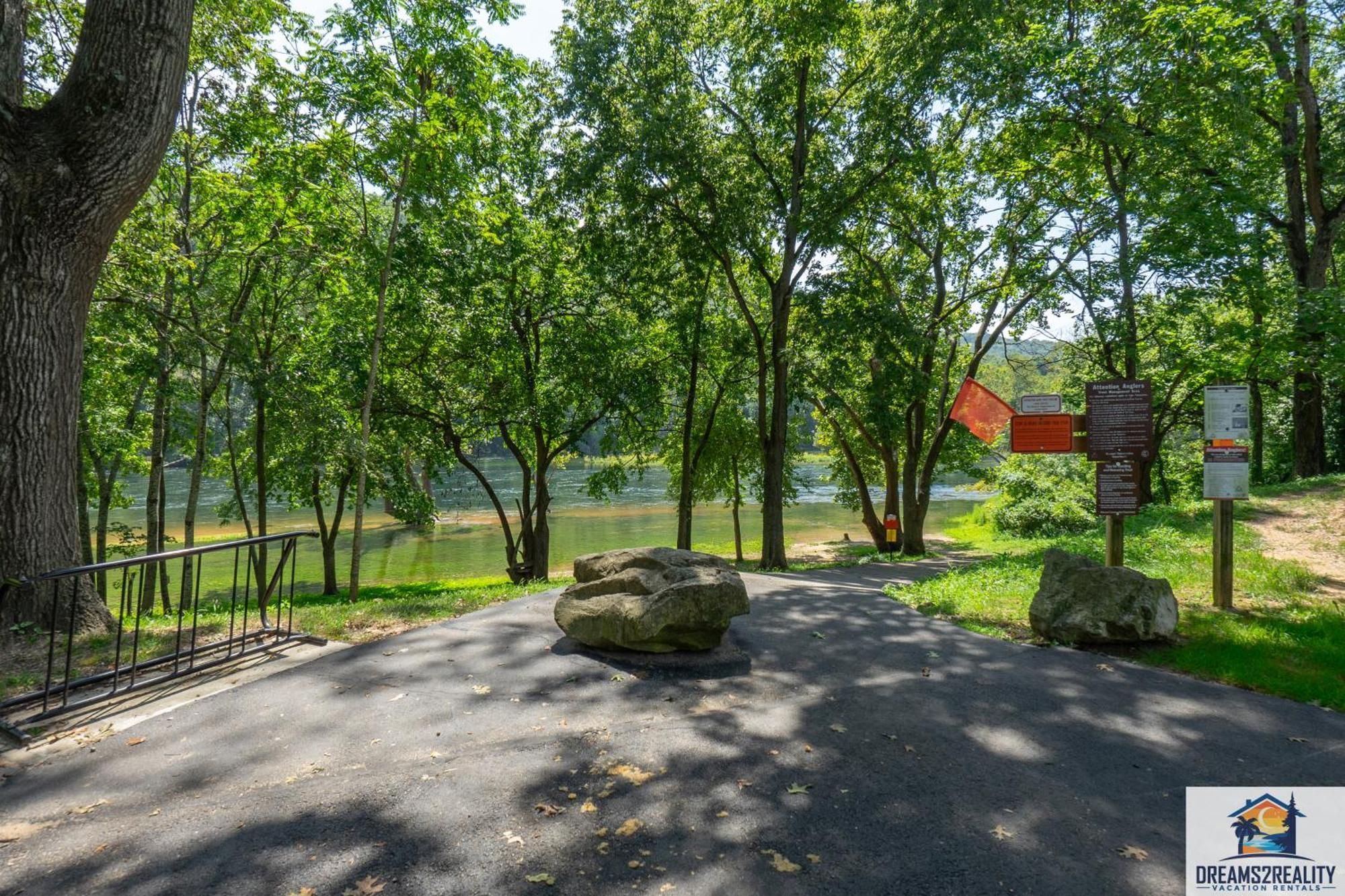 3br With View - Trout Fishing - Playground - 2 Pools - Free Tickets Included - Pr69-9 Holiday home