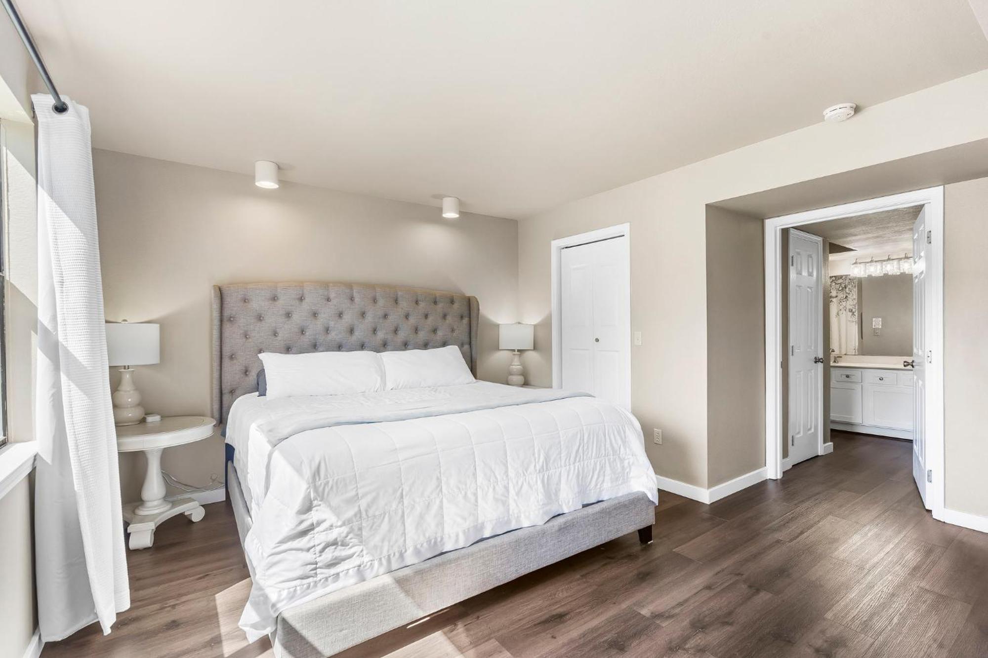 Apartment Elegant Lakeside Retreat In Branson