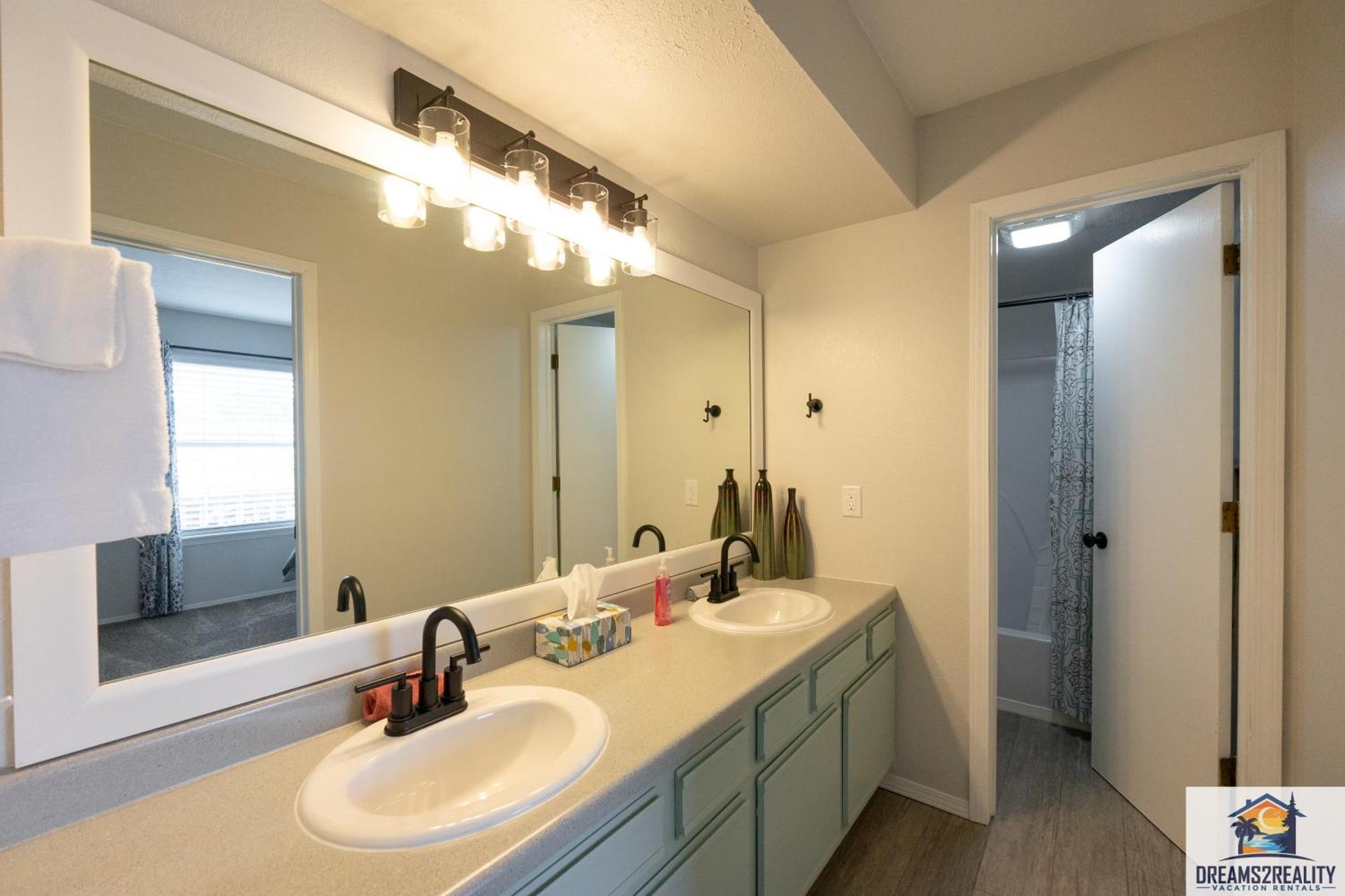 2br Walk-in - Water View - Location - Free Tickets Included - Fc40-5 *