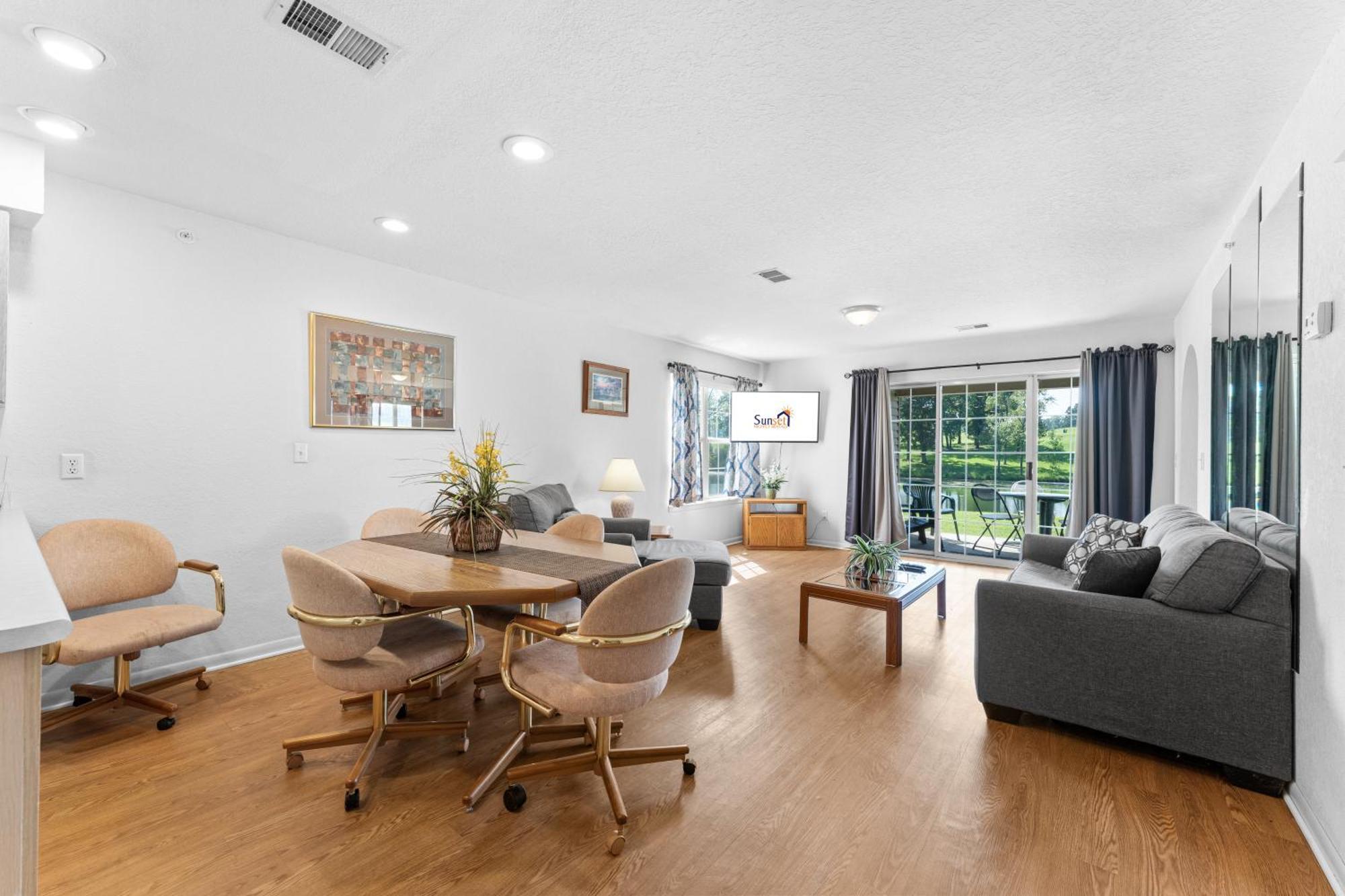 Apartment Carefree Getaways Branson