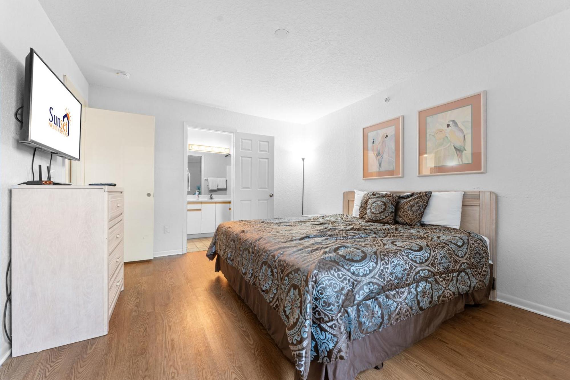 Apartment Carefree Getaways