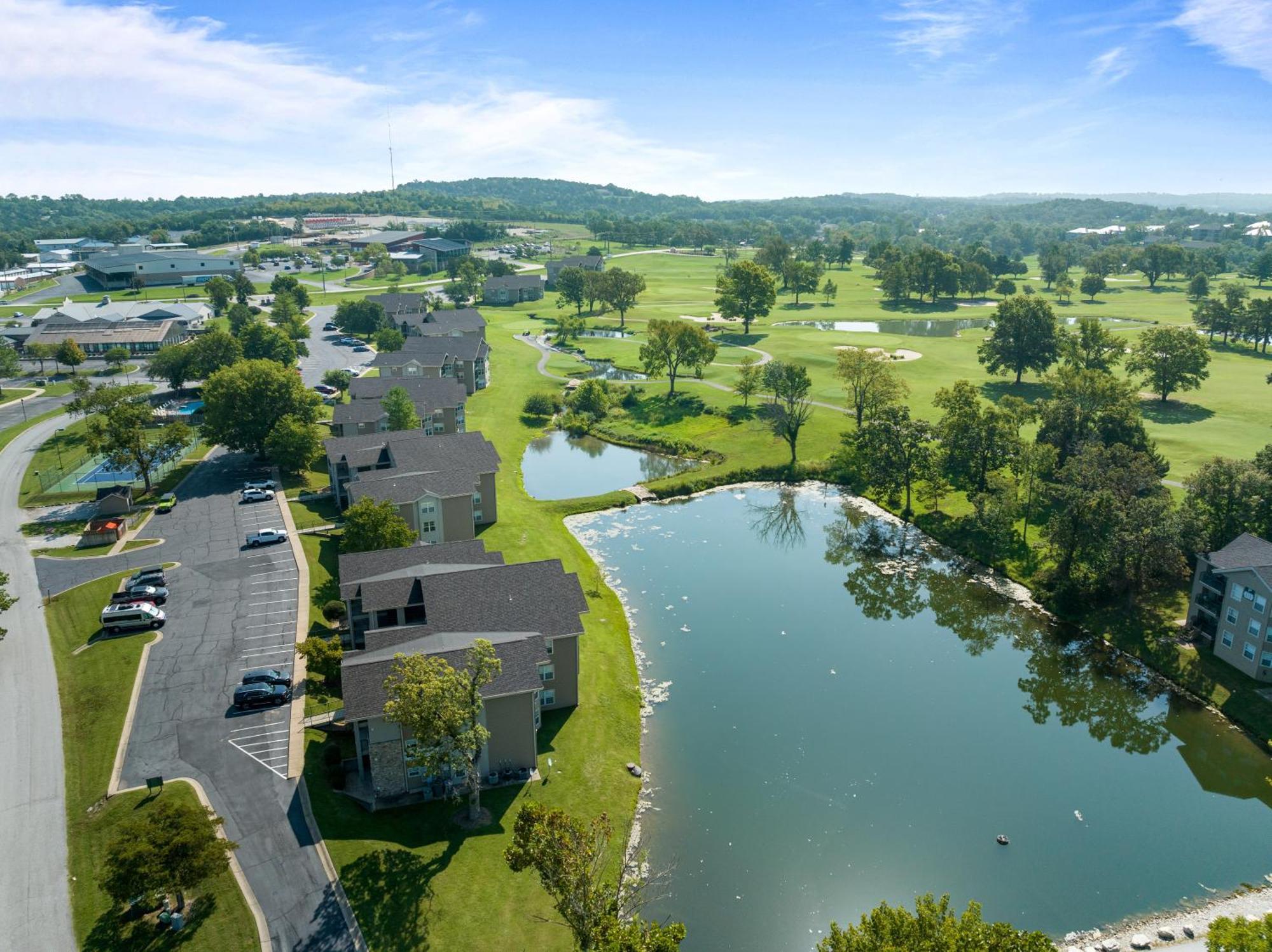 Apartment Carefree Getaways *