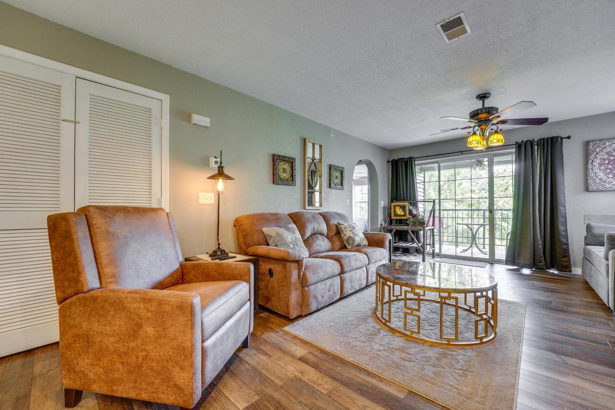 Ideally Located 3 Miles To Downtown! Apartment *
