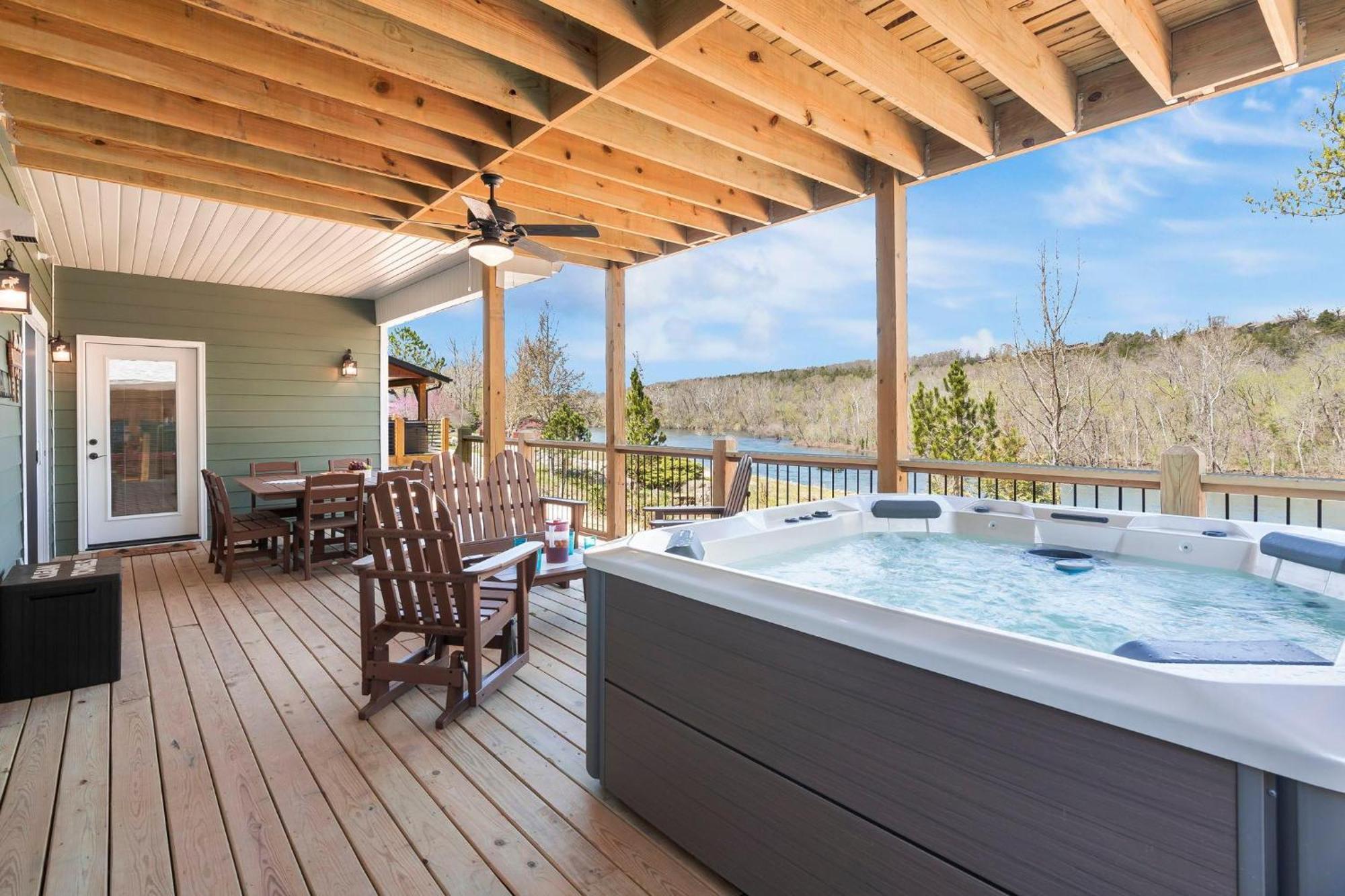 Eagle's Landing * Branson