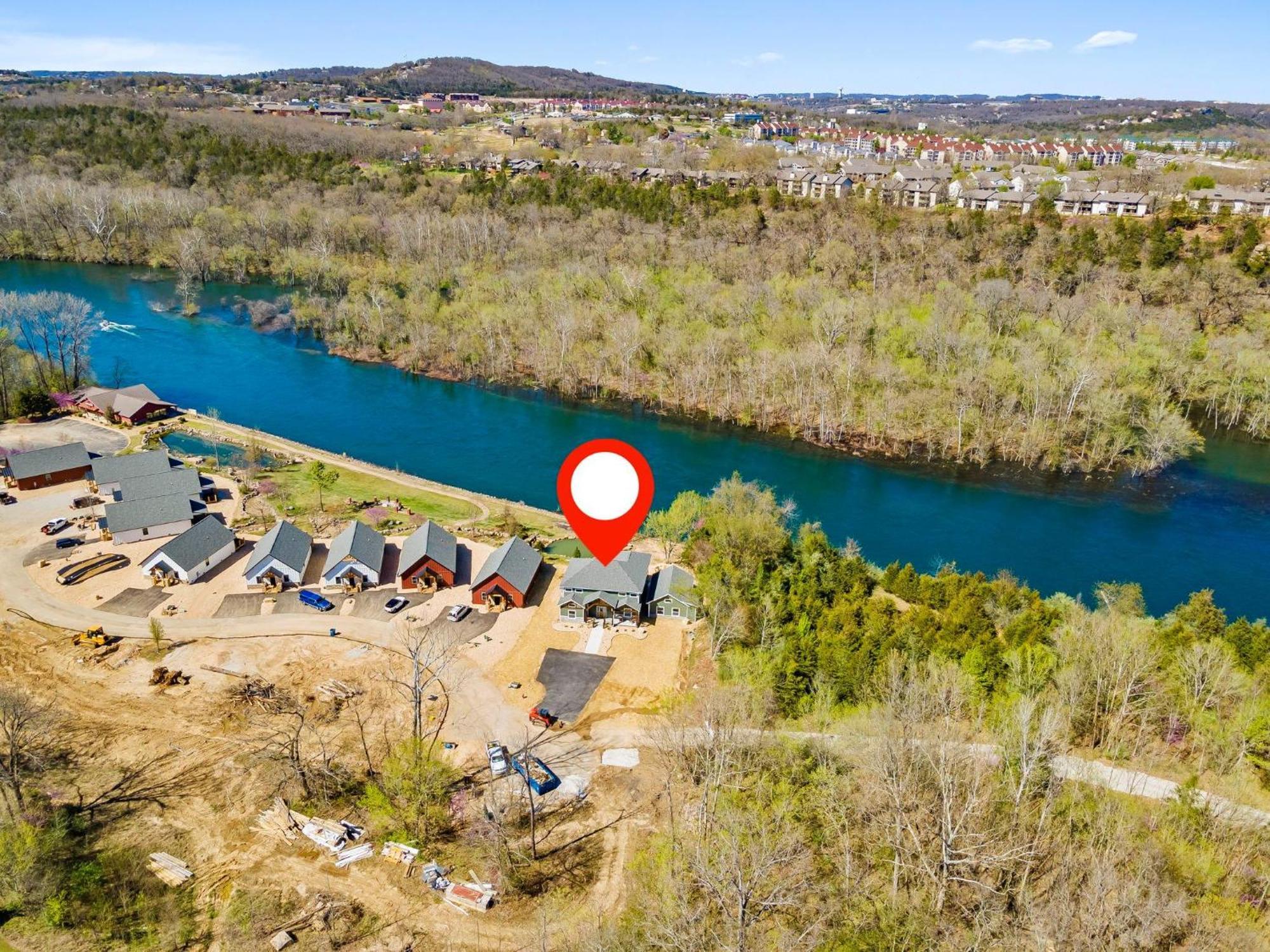 Eagle's Landing * Branson