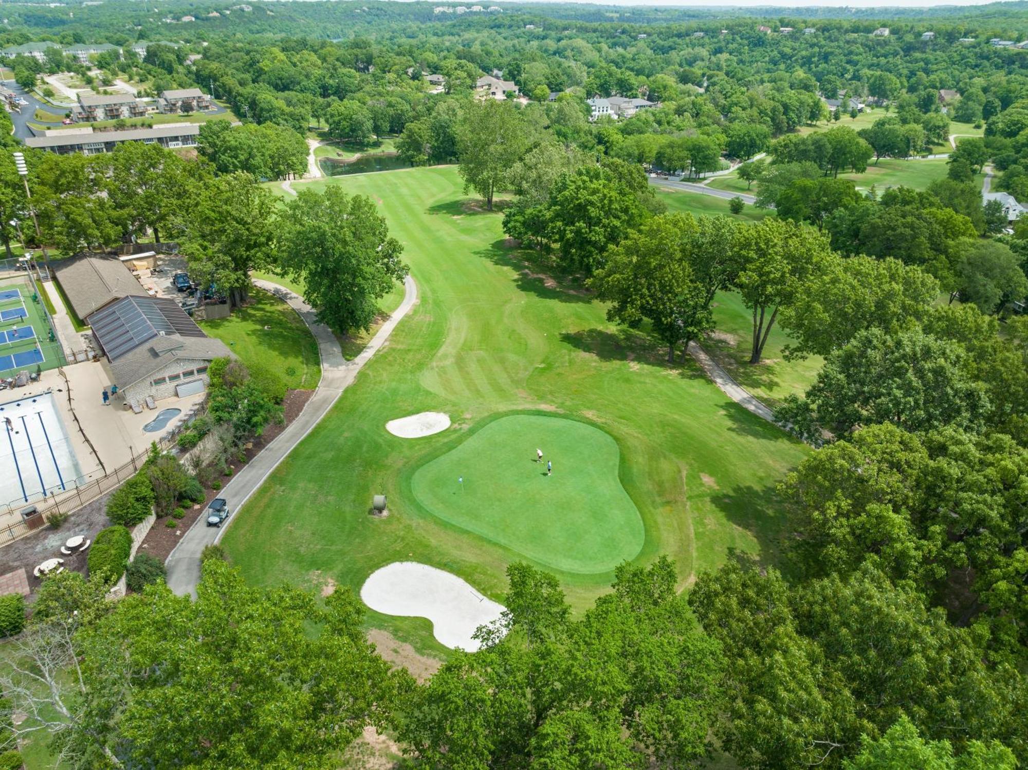 Bluffs Oasis Apartment Branson