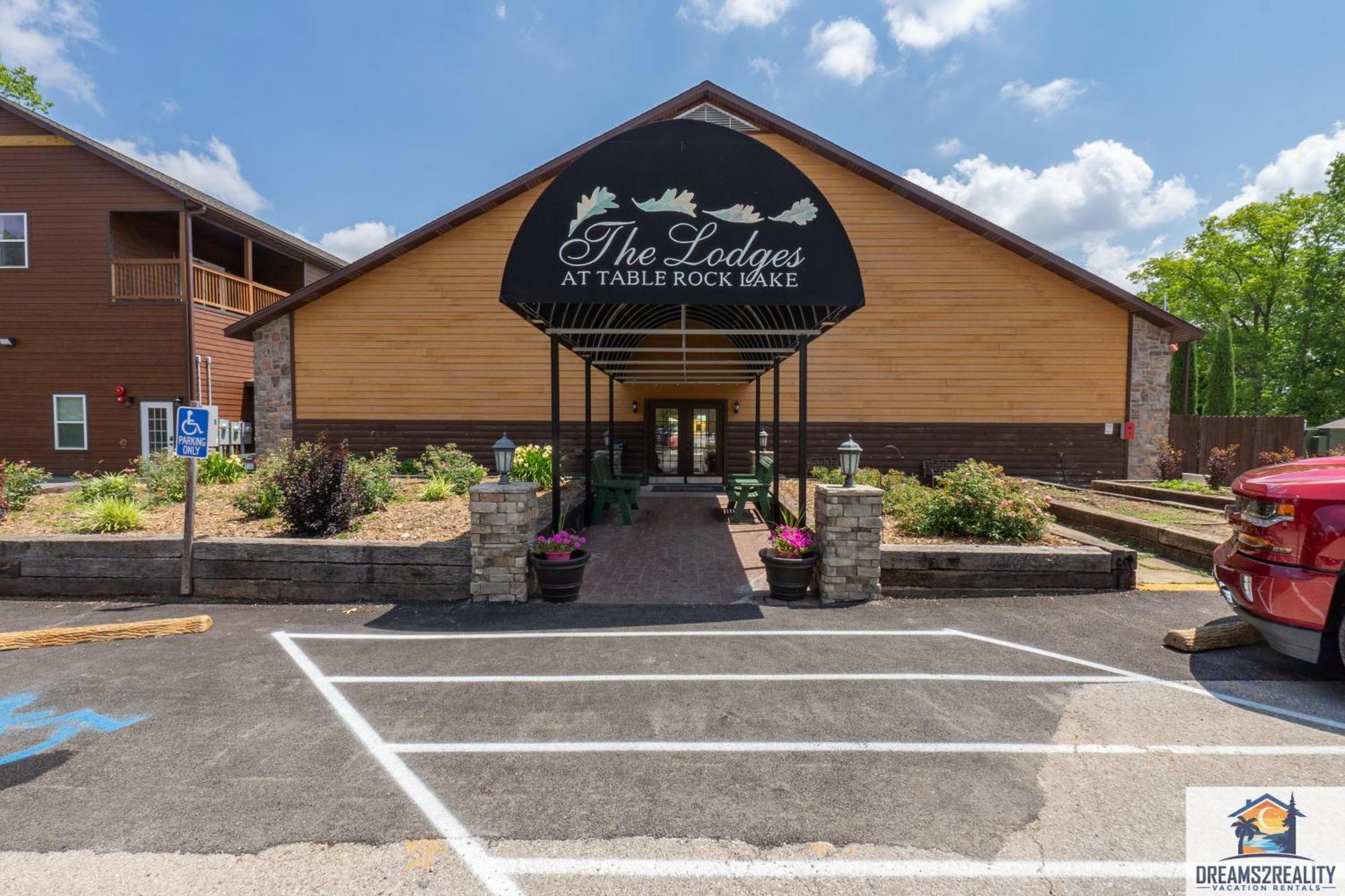 3bd Walk-in Near Silver Dollar - Game - Pool - Free Tickets Included - Rr-93b Branson