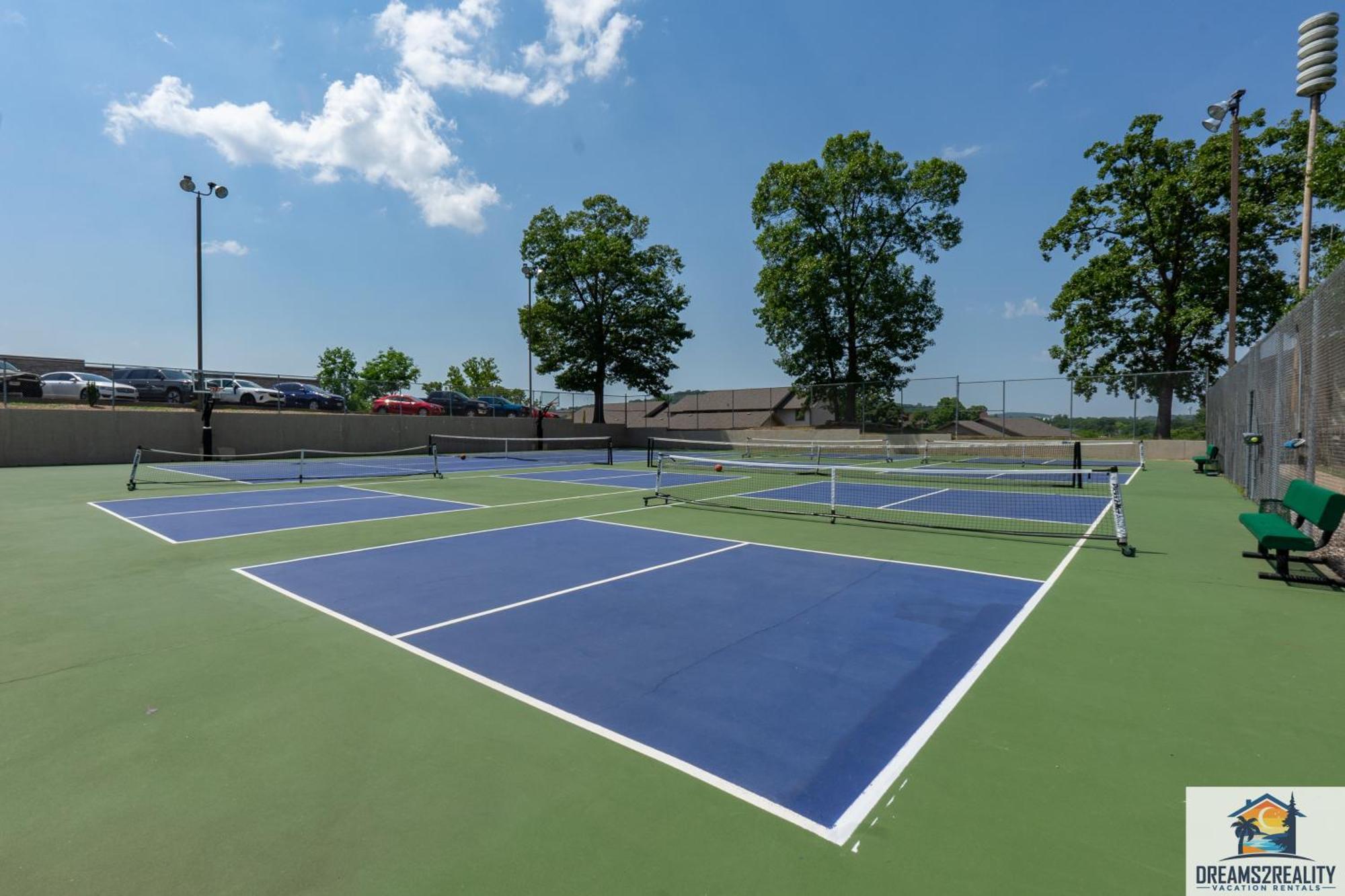 2br Walk-in At Pointe Royale - 2 Pools - Free Attraction Tickets Included -pr63-3 Holiday home Branson