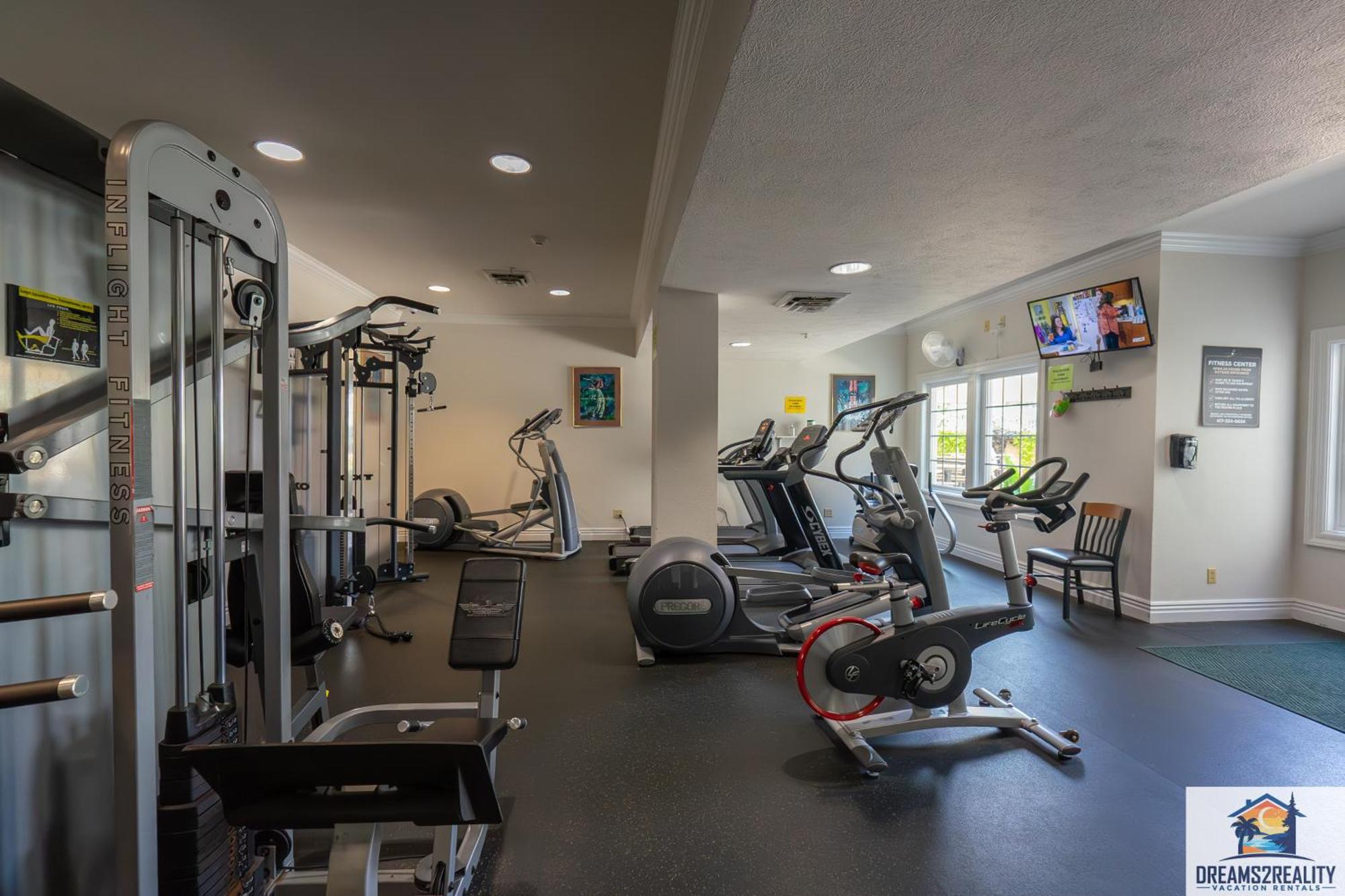 2br Walk-in At Pointe Royale - 2 Pools - Free Attraction Tickets Included -pr63-3