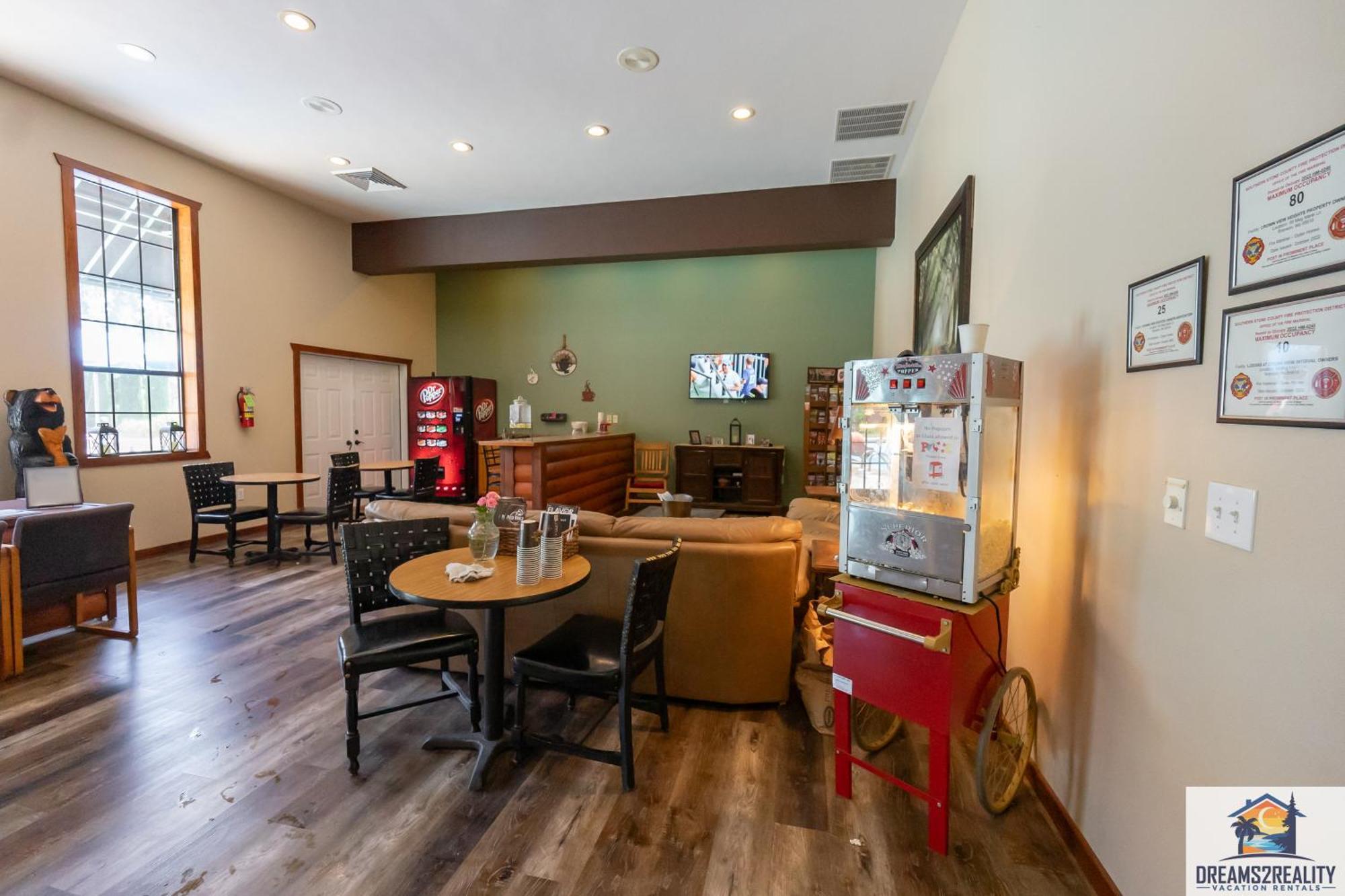 Holiday home Forest Heights - 6br - Pool Table - Near Silver Dollar - Free Tickets Included Branson