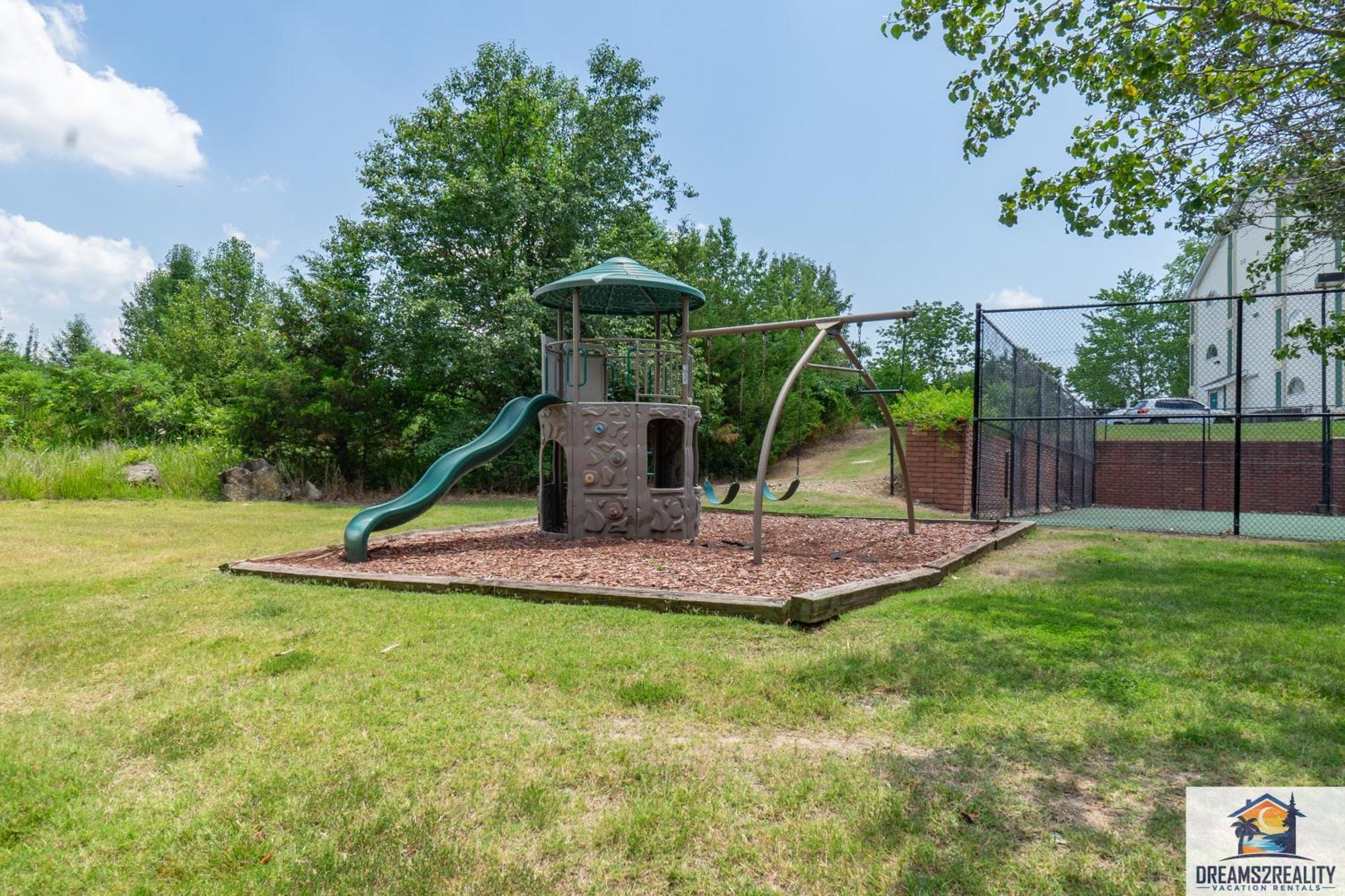 1br Walk-in With 2 Person Jacuzzi Tub - Near The Strip - Free Tickets Included - Ch5-3 Holiday home Branson