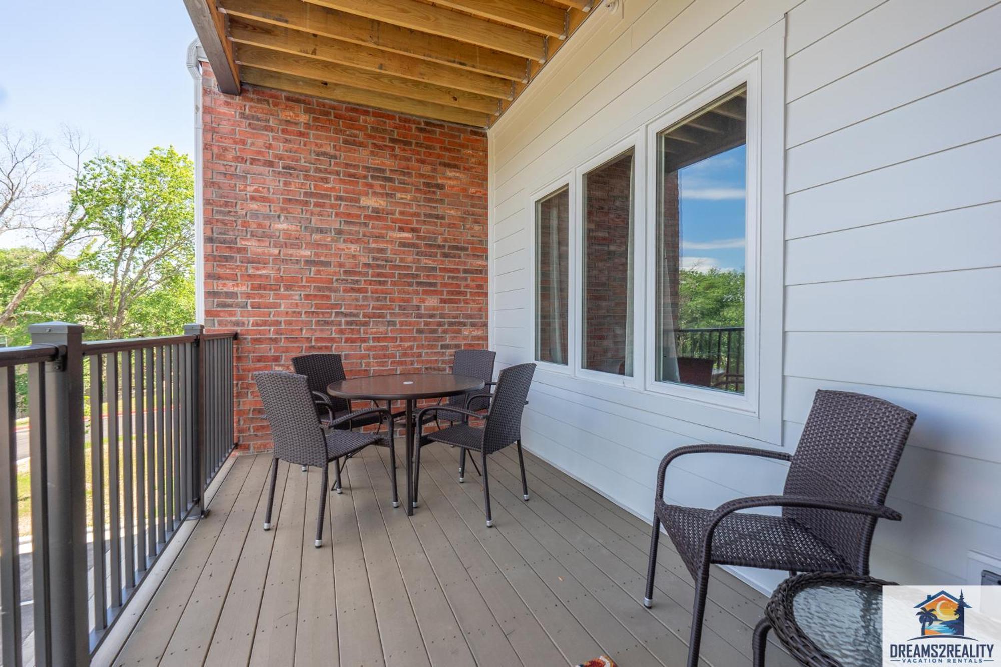 New Build - Walk-in 3br With Arcade Game - Free Attraction Tickets Included -- Fhg-207 *